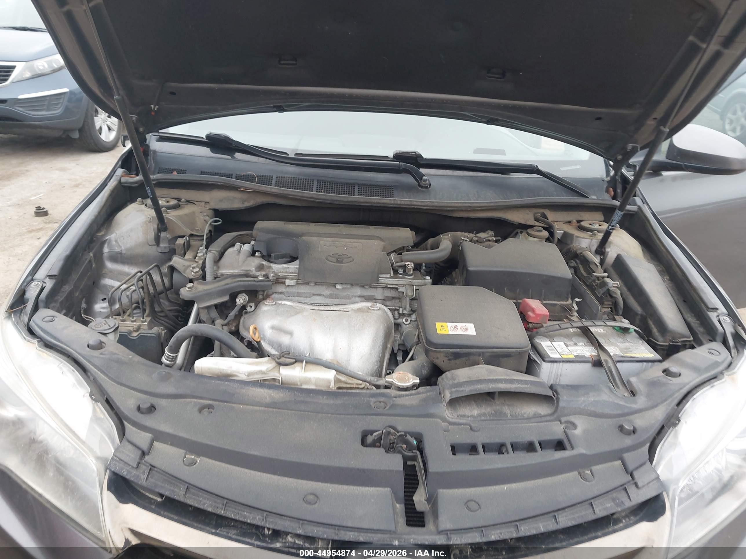 TOYOTA CAMRY image 10