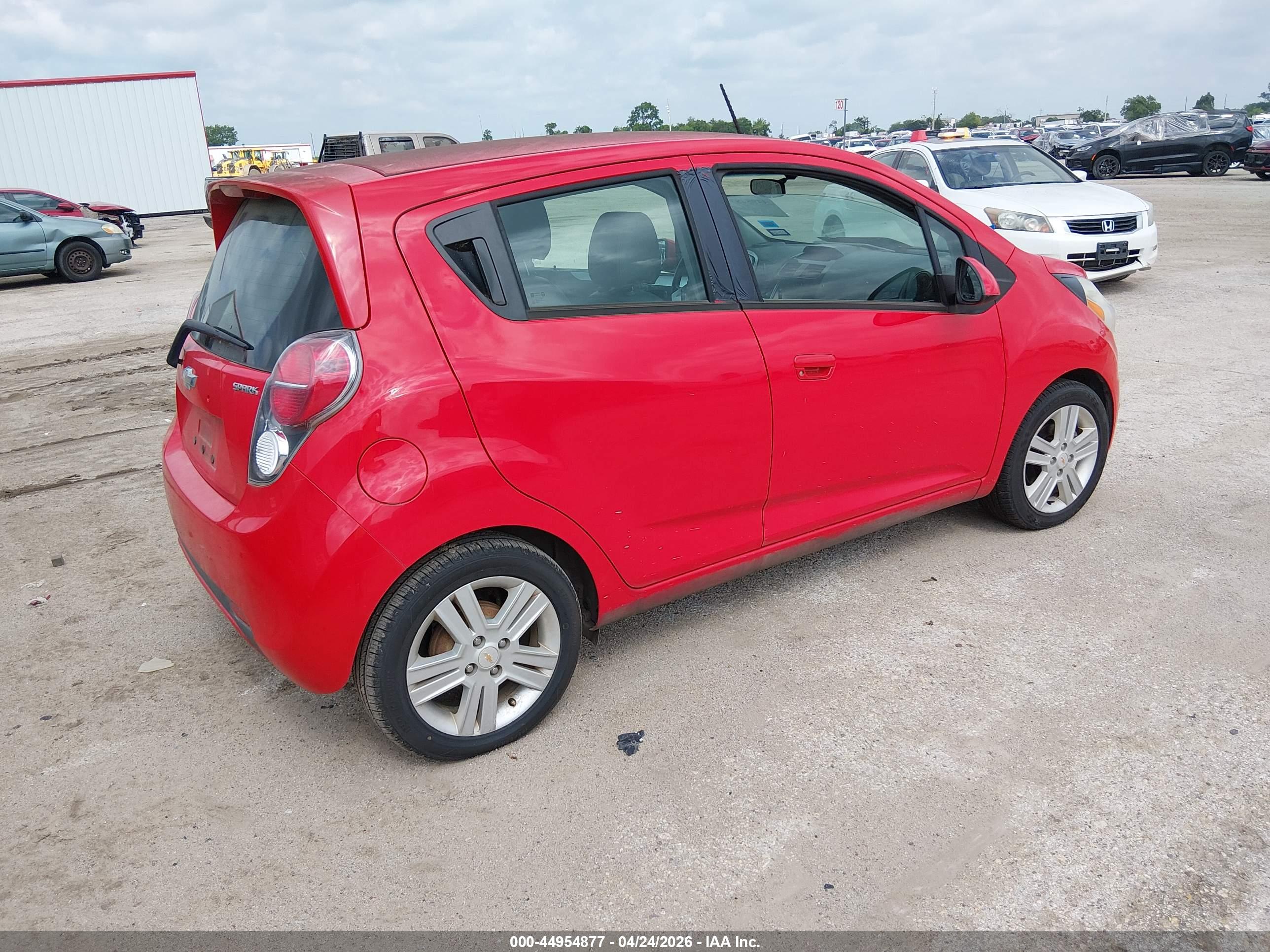 CHEVROLET SPARK image 4