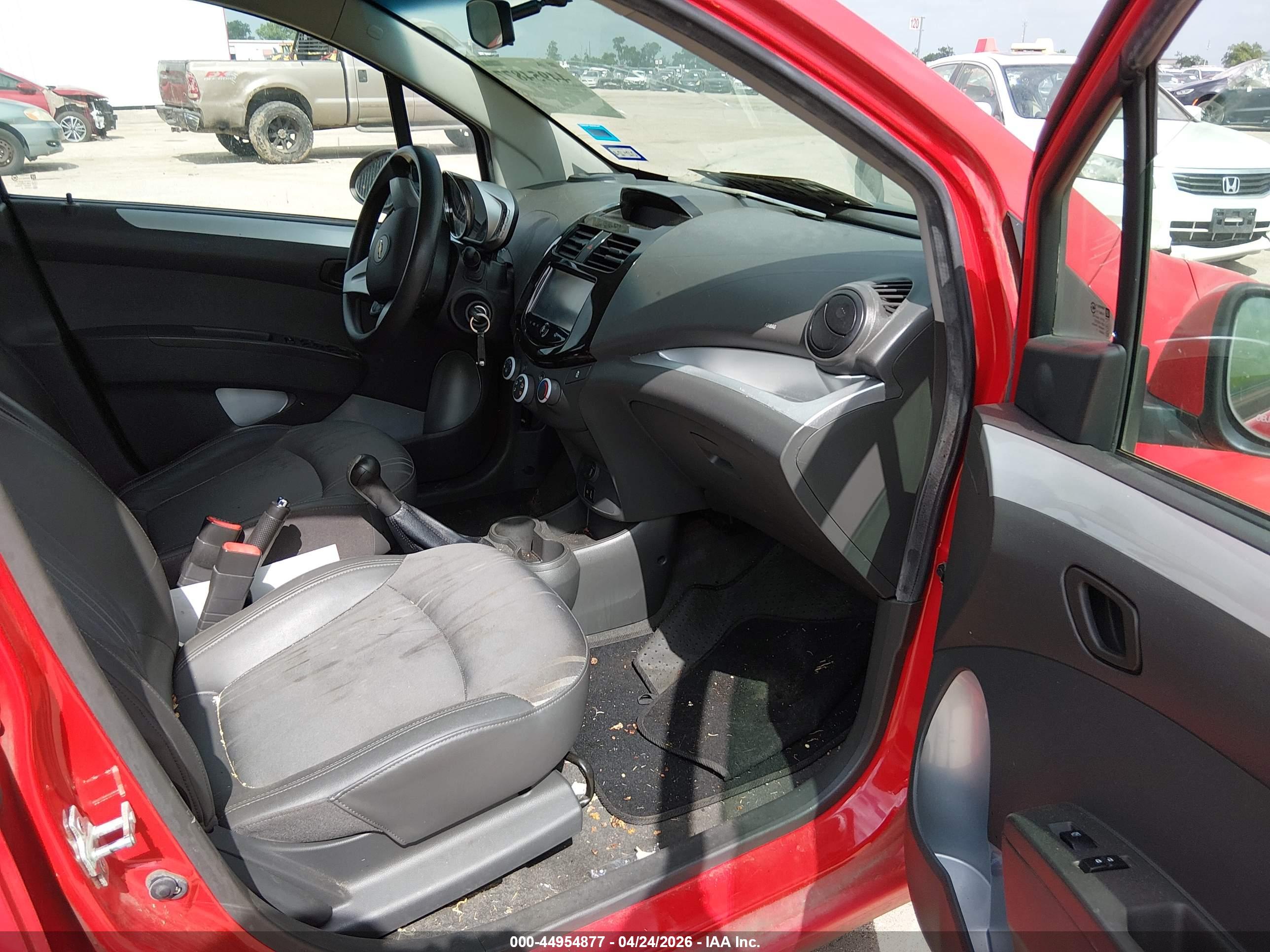 CHEVROLET SPARK image 5