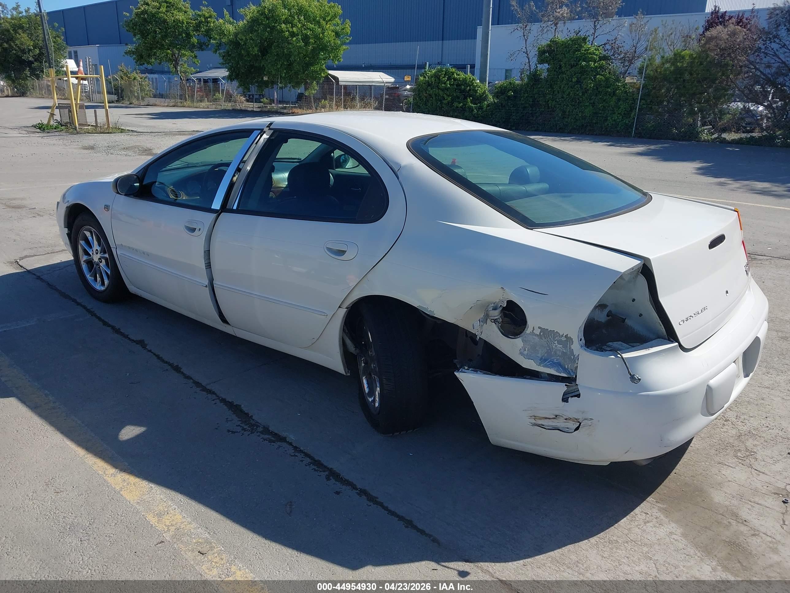 CHRYSLER 300M image 3