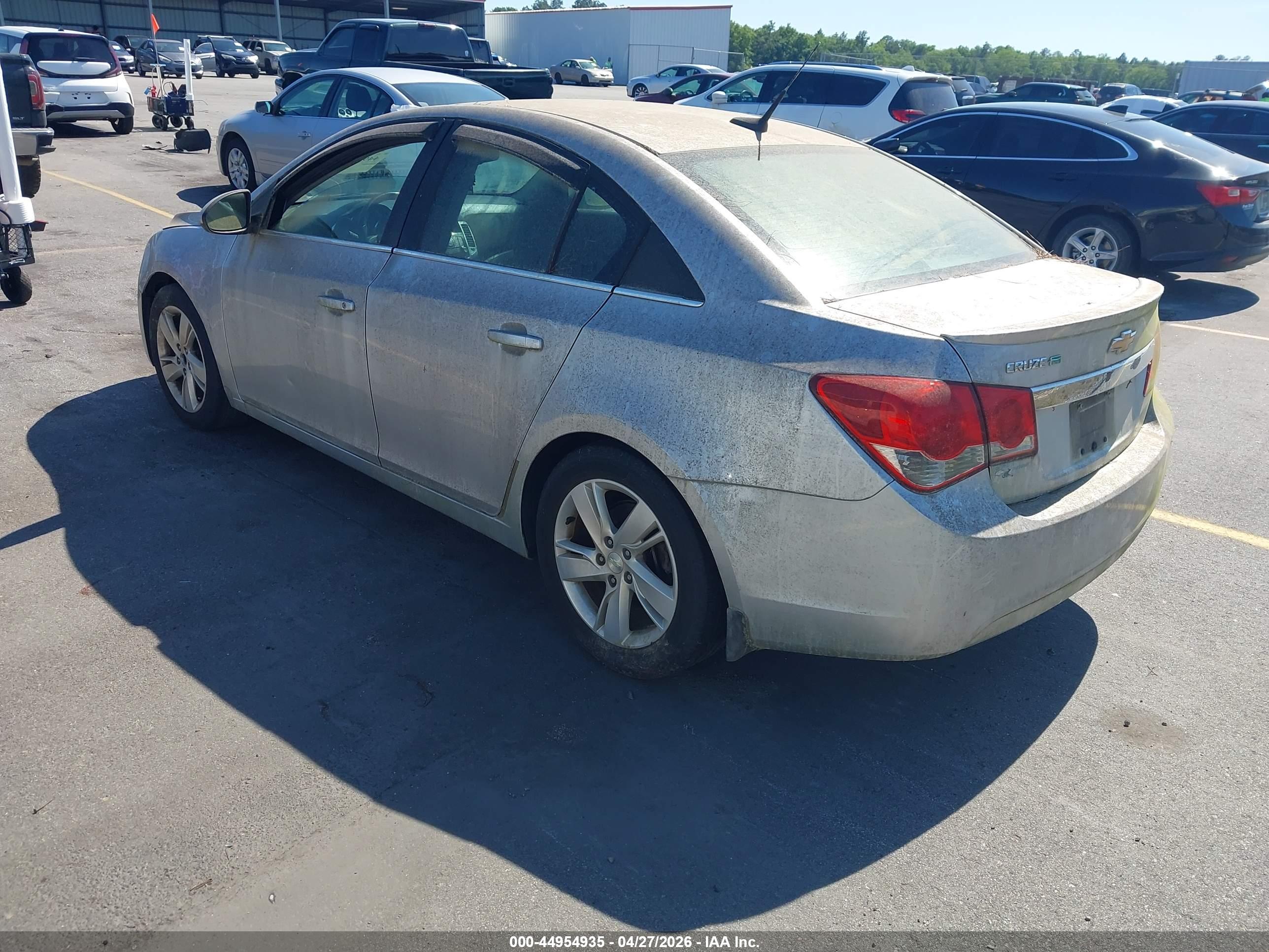 CHEVROLET CRUZE image 3