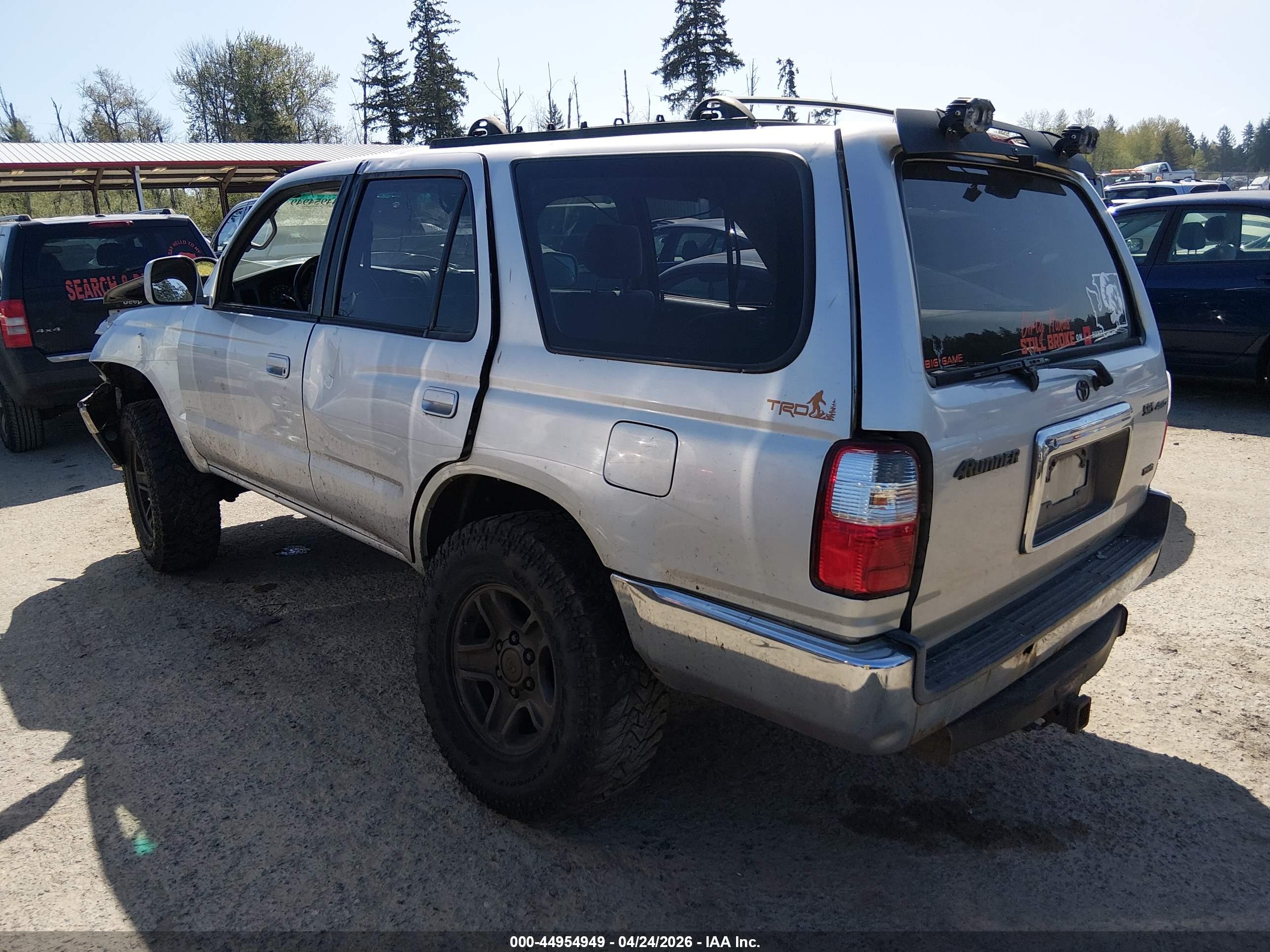 TOYOTA 4RUNNER image 3