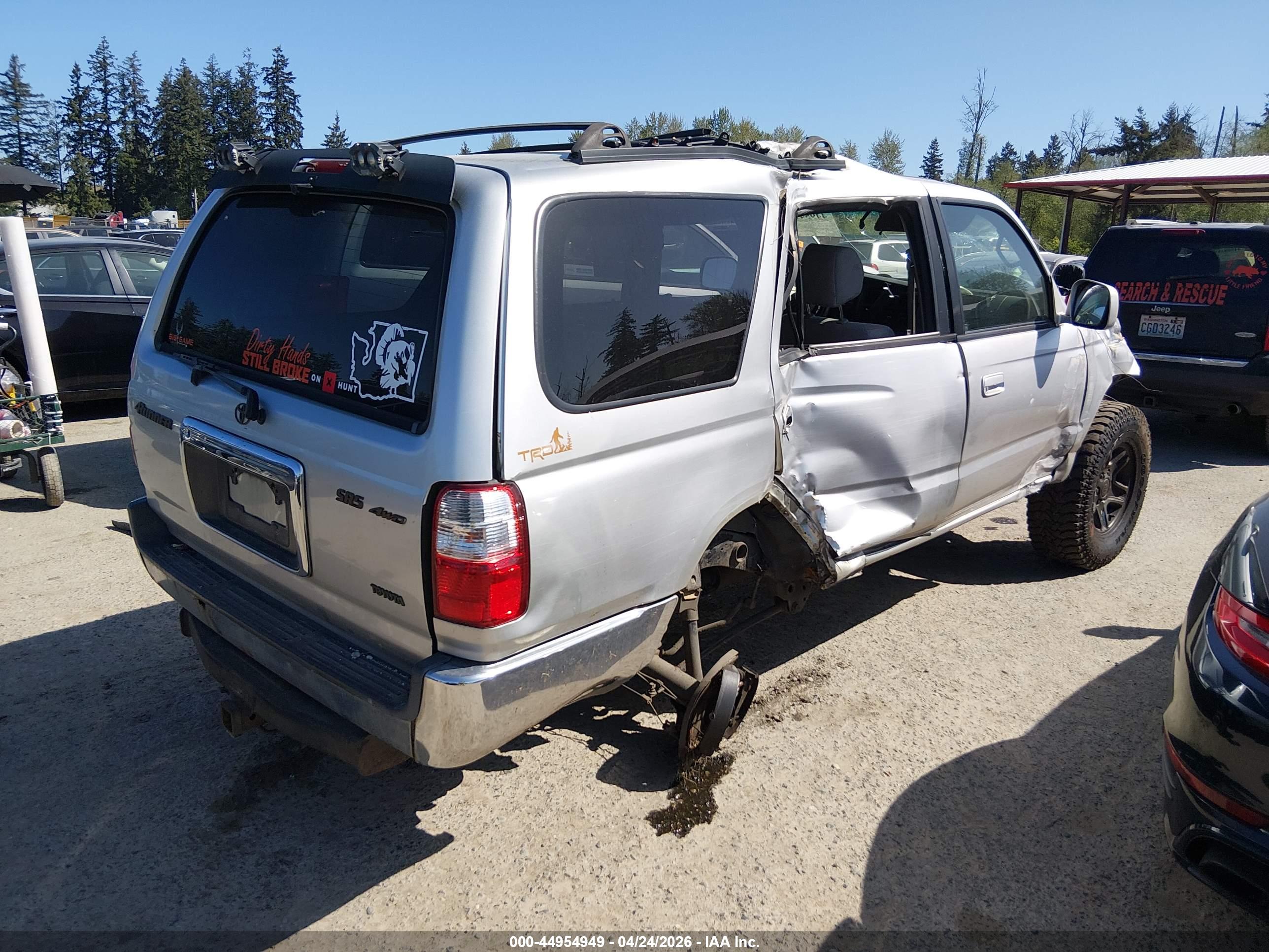 TOYOTA 4RUNNER image 4
