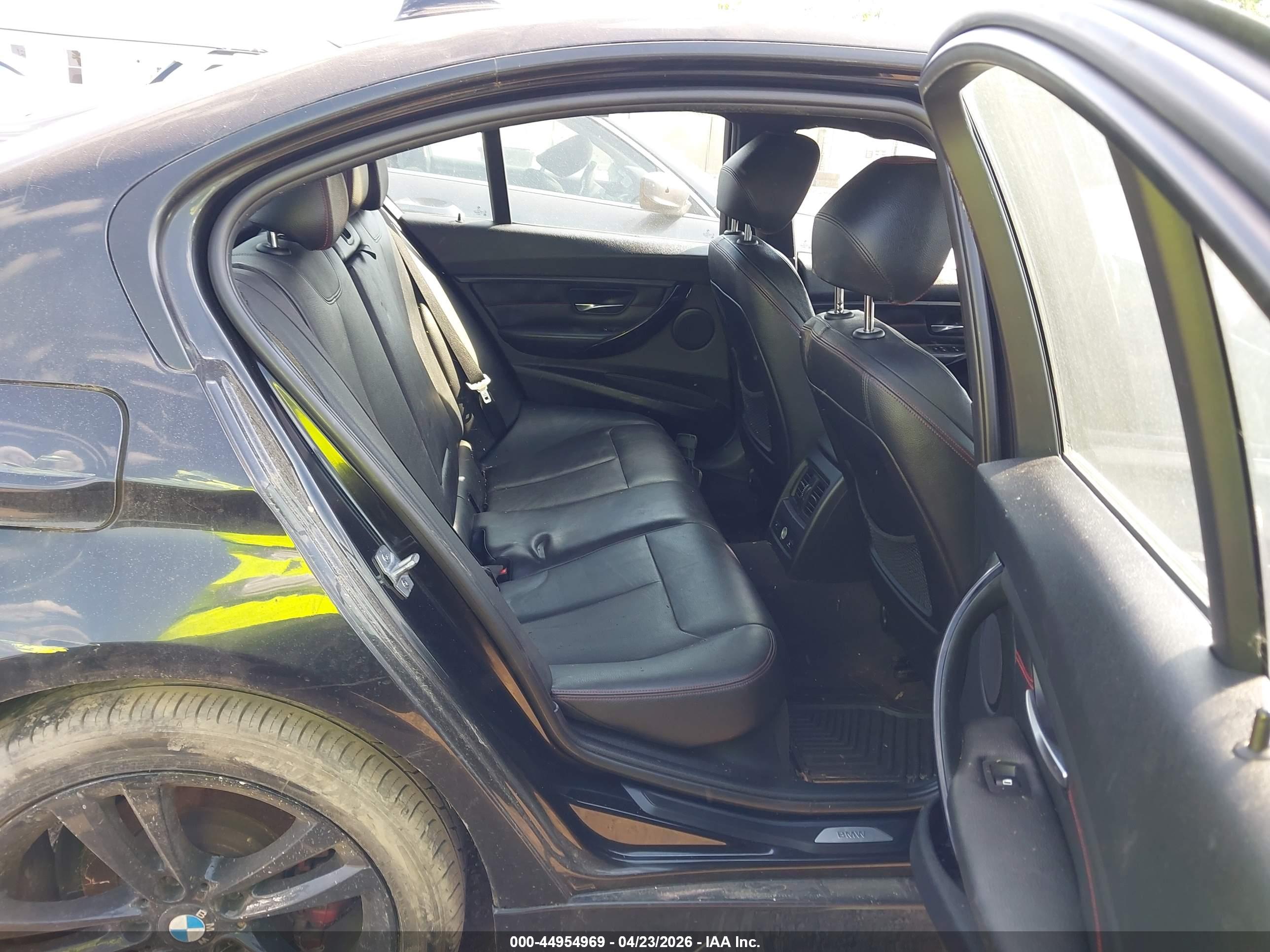 BMW 328I image 8