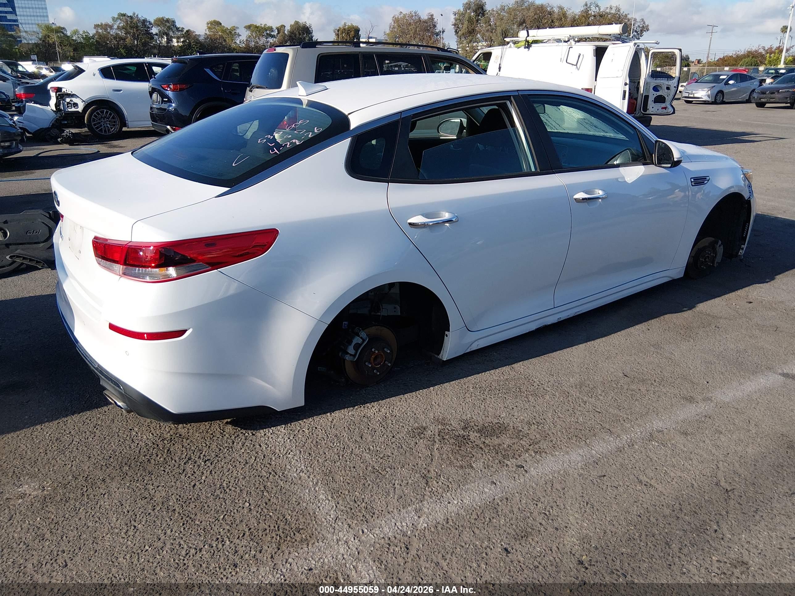 KIA OPTIMA image 4