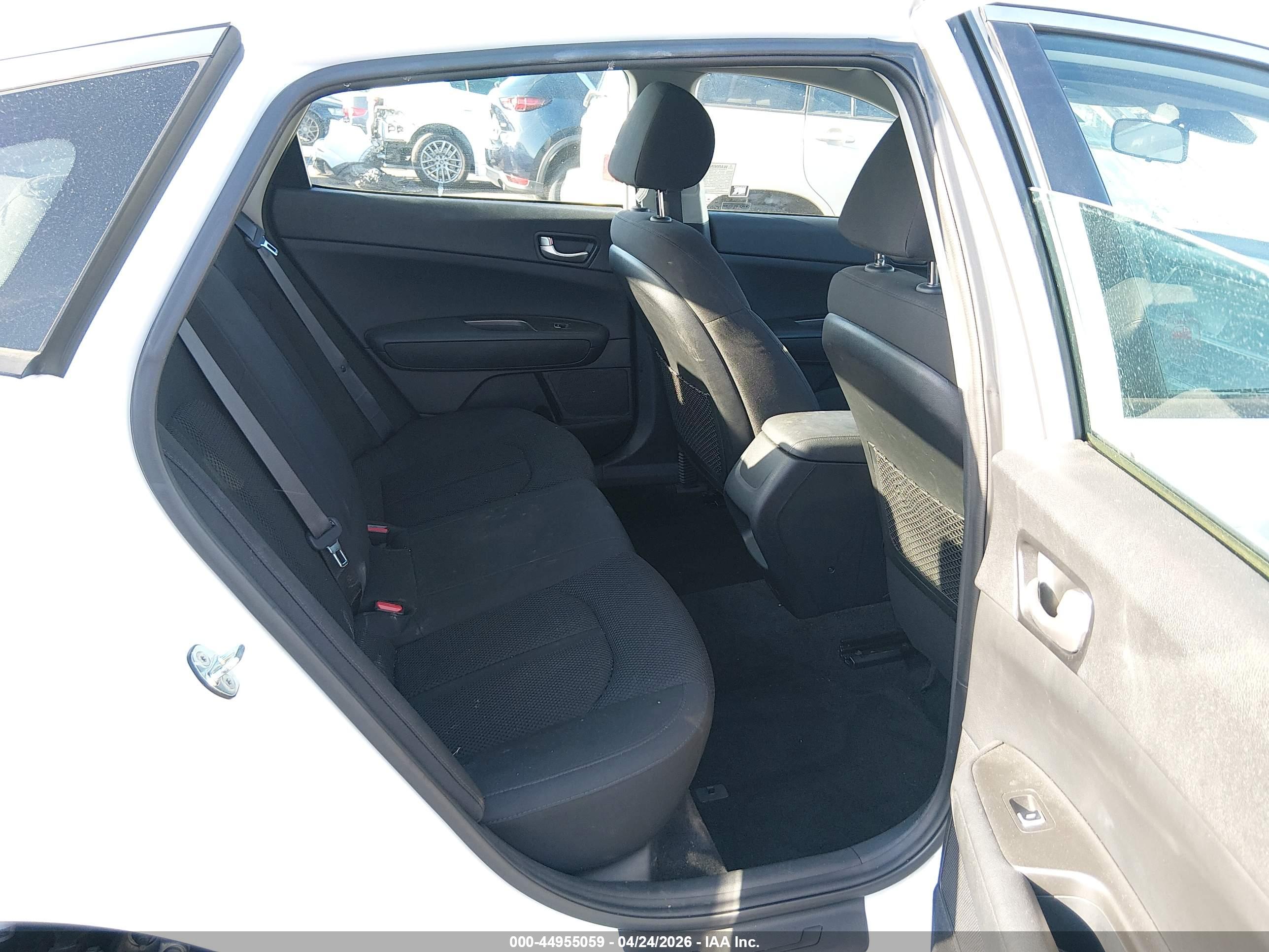 KIA OPTIMA image 8