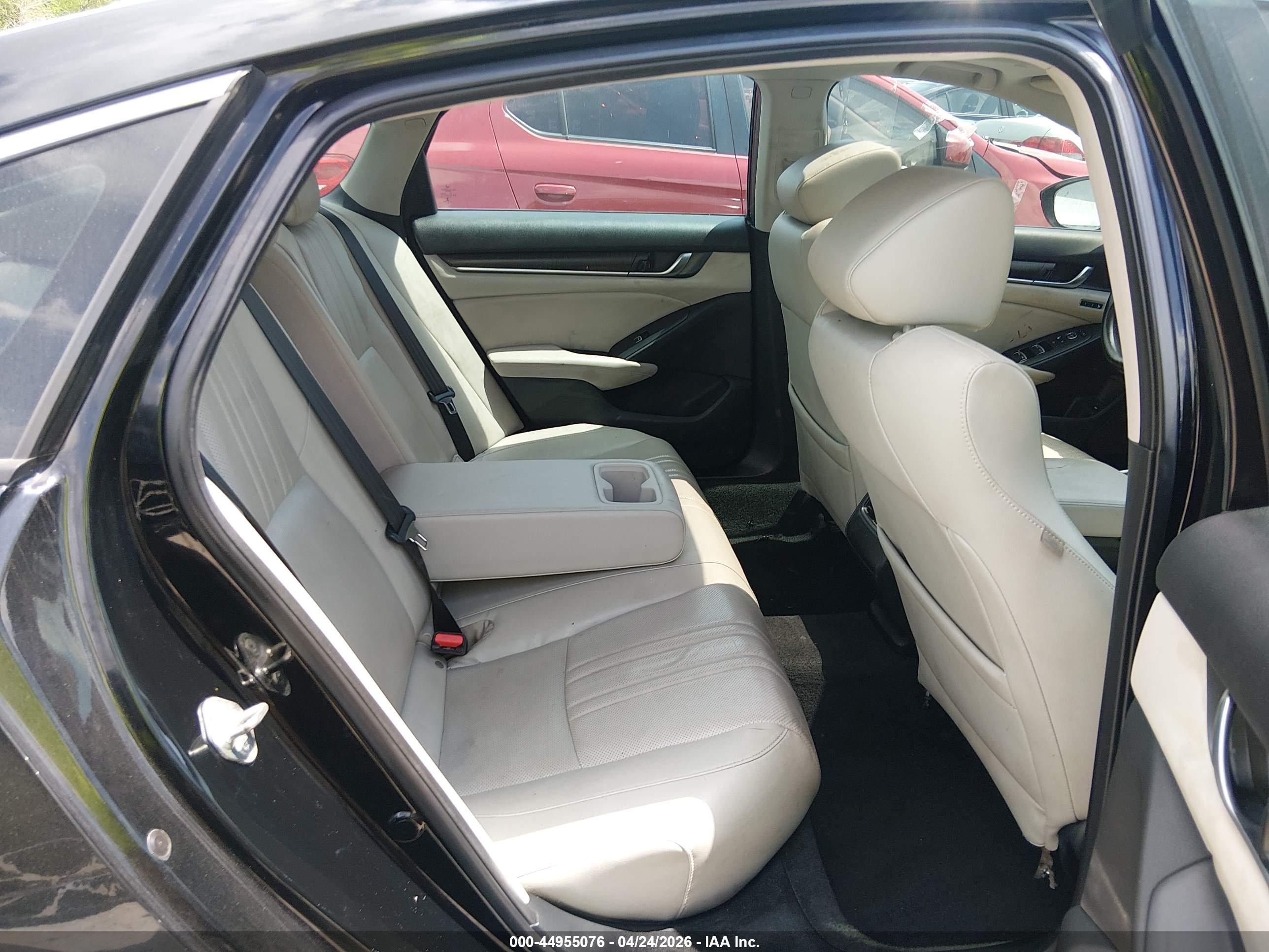 HONDA ACCORD image 8