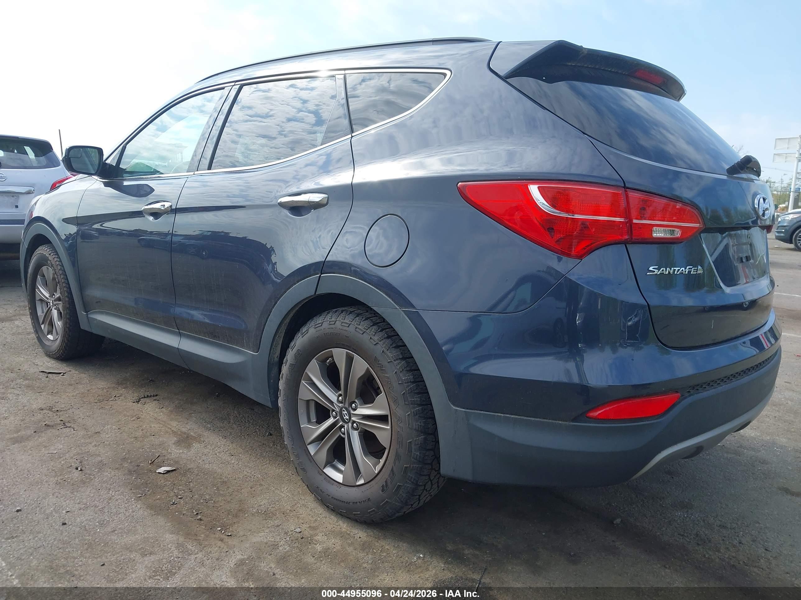HYUNDAI SANTA image 3