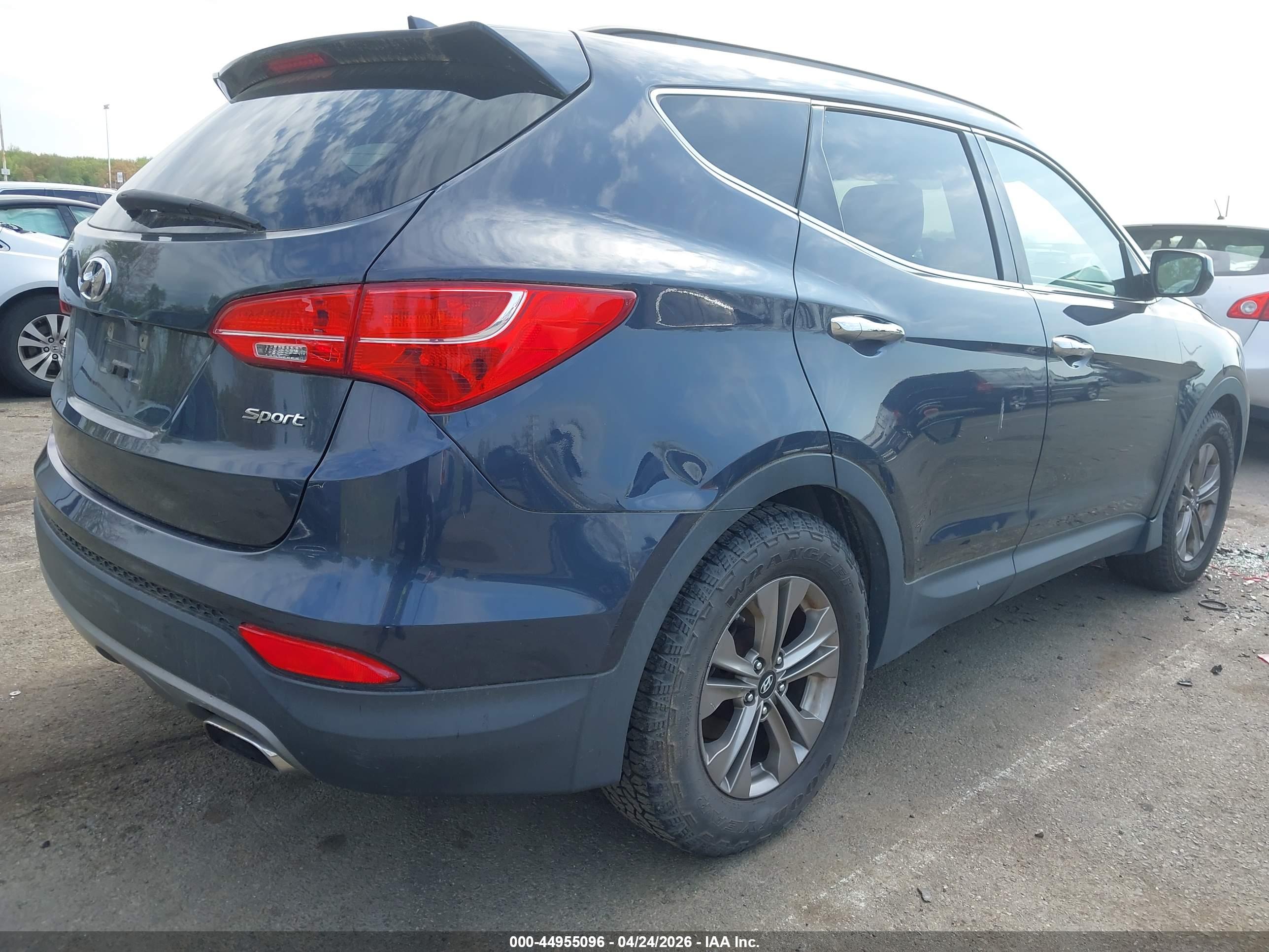 HYUNDAI SANTA image 4