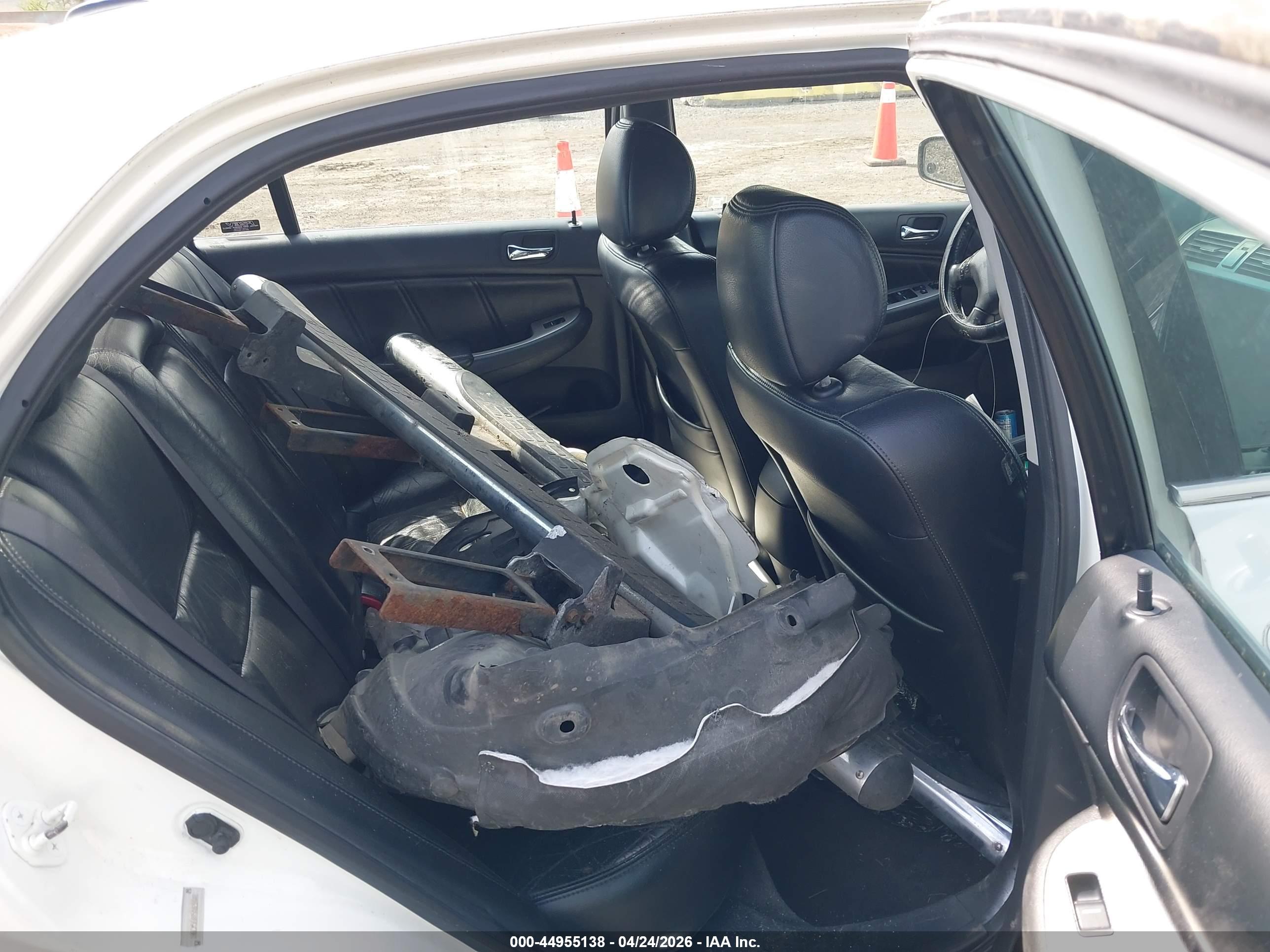 HONDA ACCORD image 8