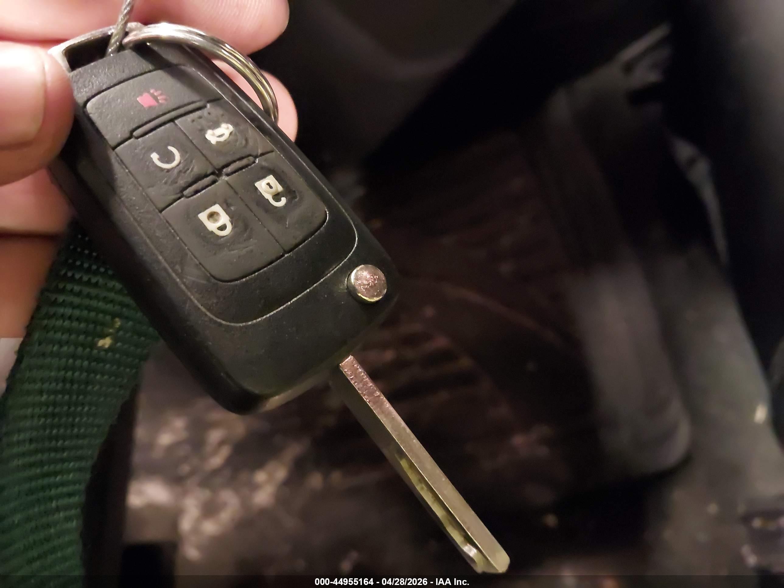 CHEVROLET EQUINOX image 11