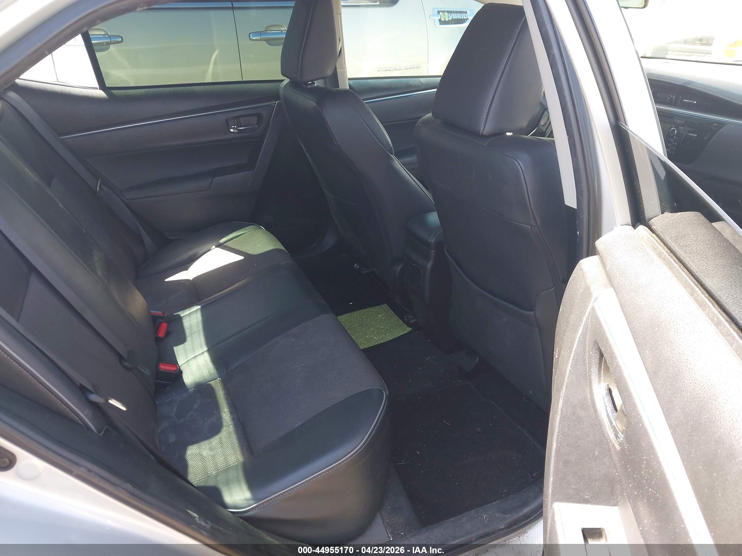 TOYOTA COROLLA image 8