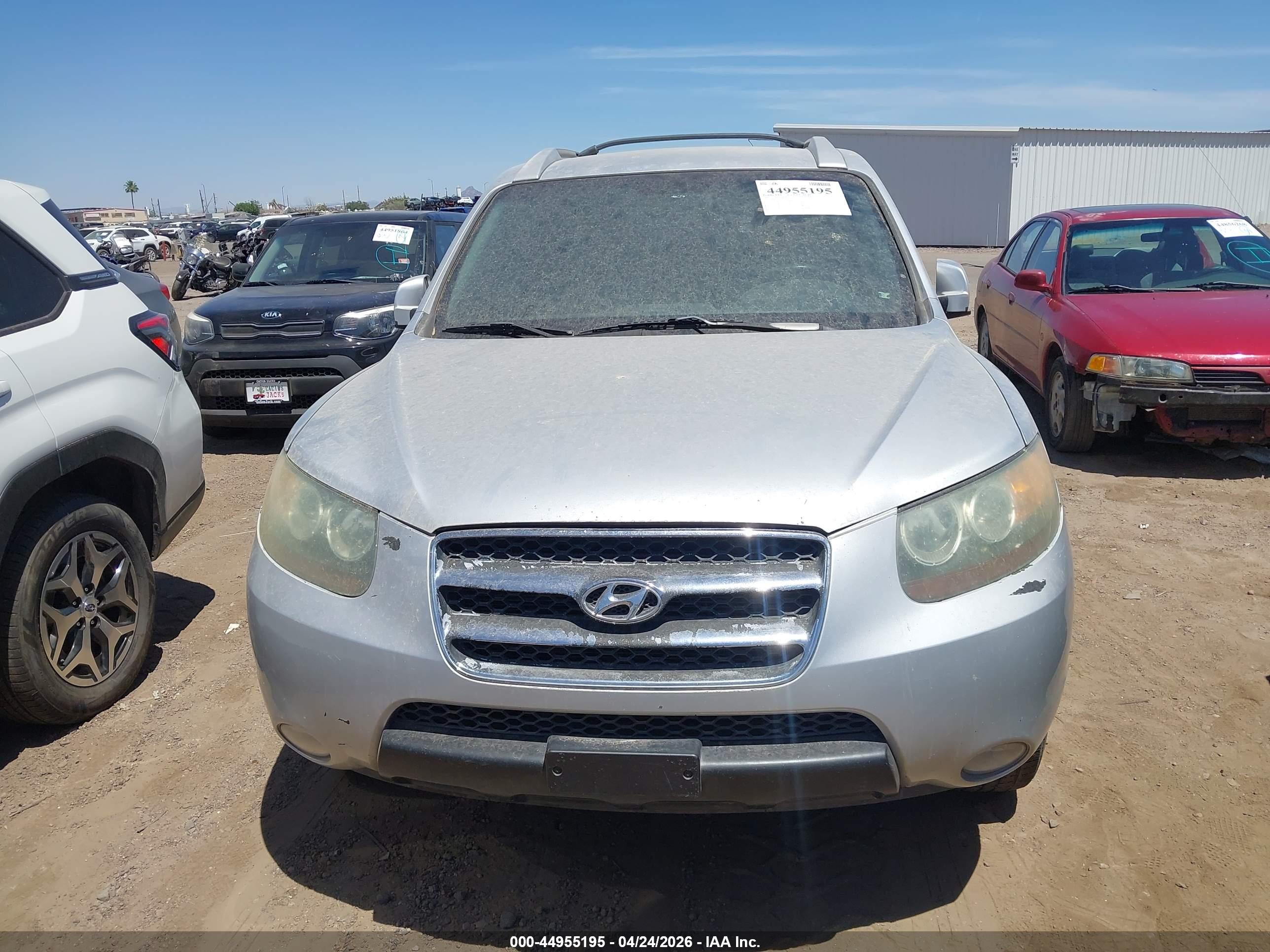 HYUNDAI SANTA image 6