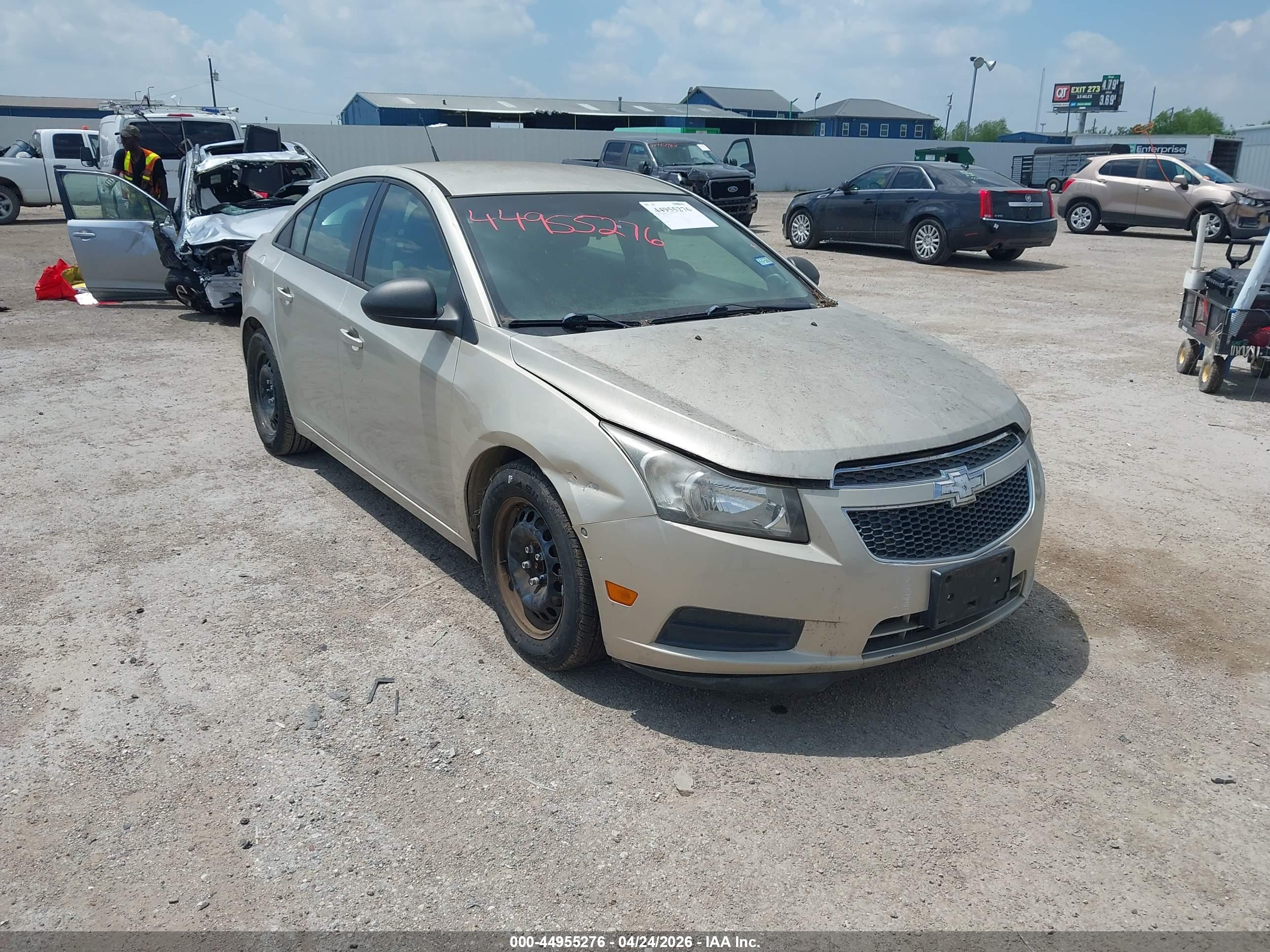 CHEVROLET CRUZE image 6