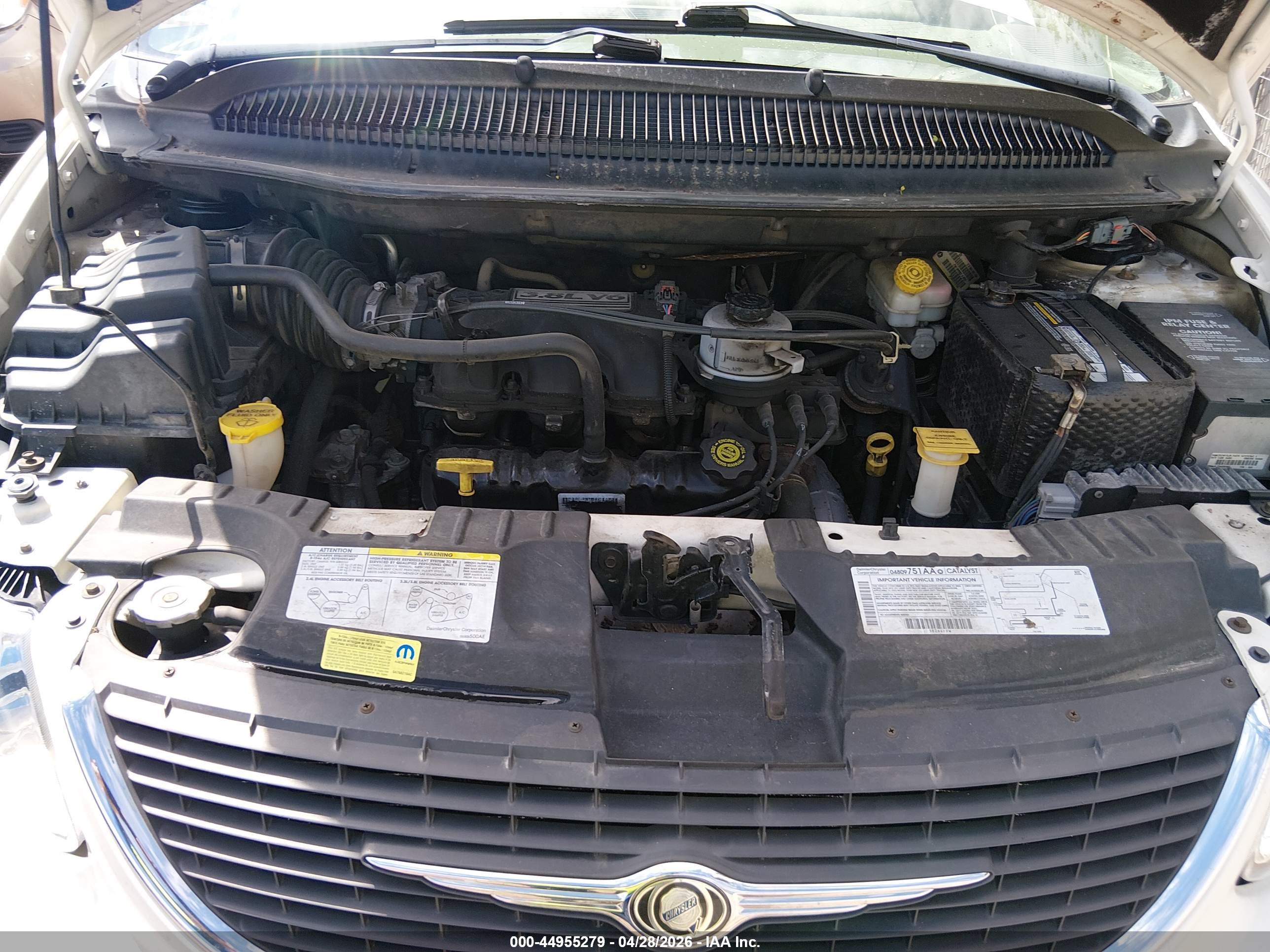 CHRYSLER TOWN image 10