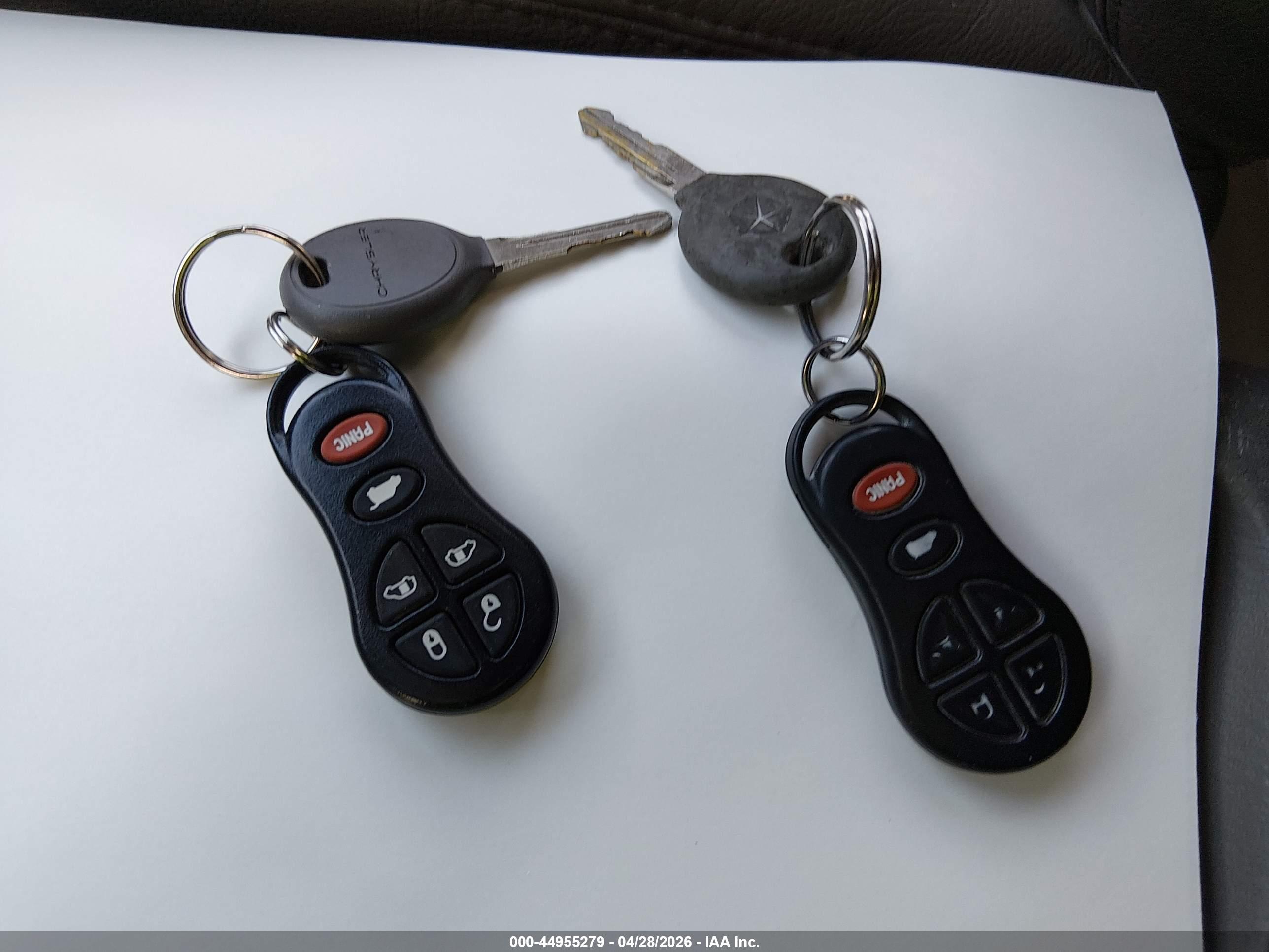 CHRYSLER TOWN image 11
