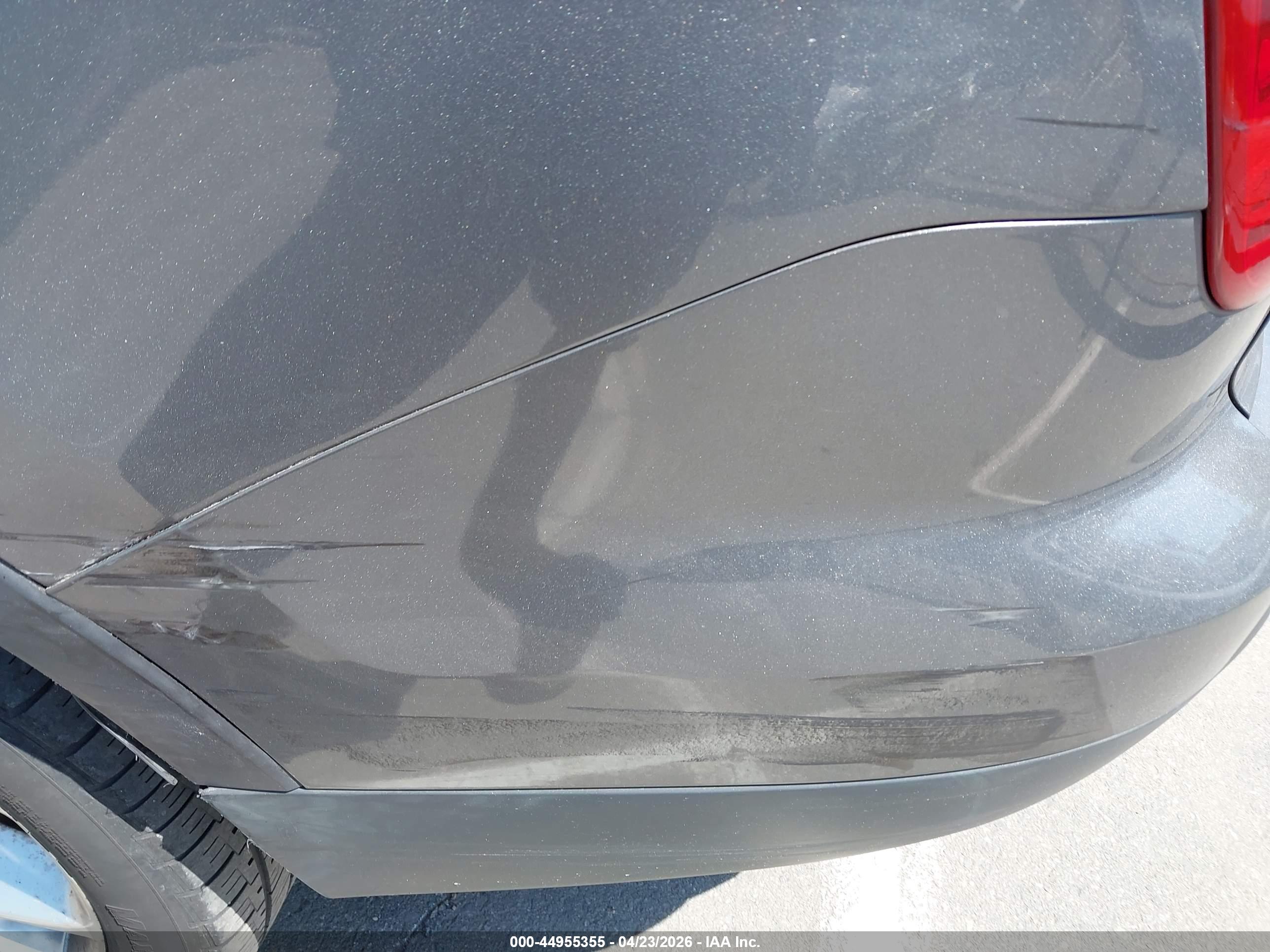 FORD EXPLORER image 6