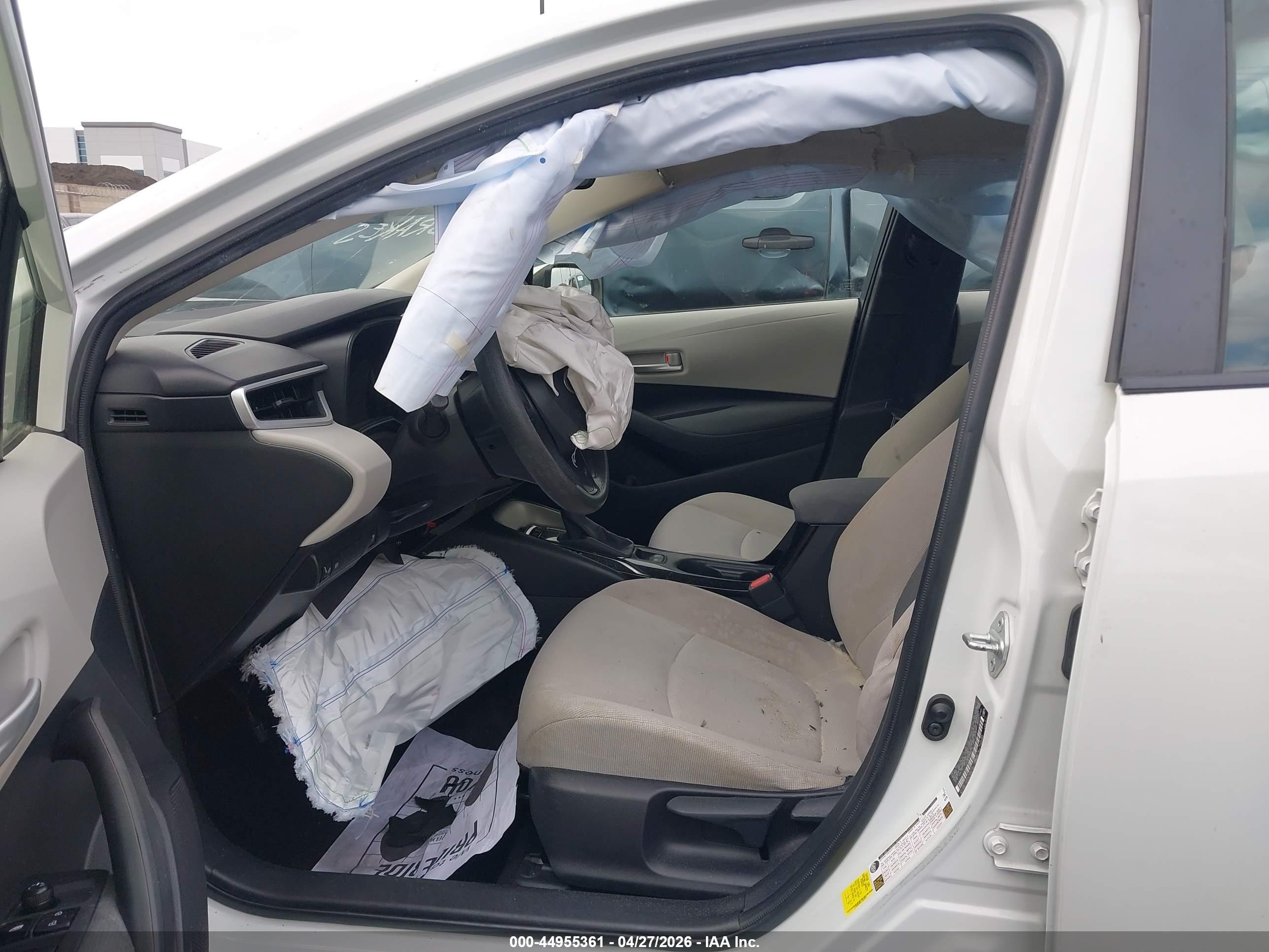 TOYOTA COROLLA image 5