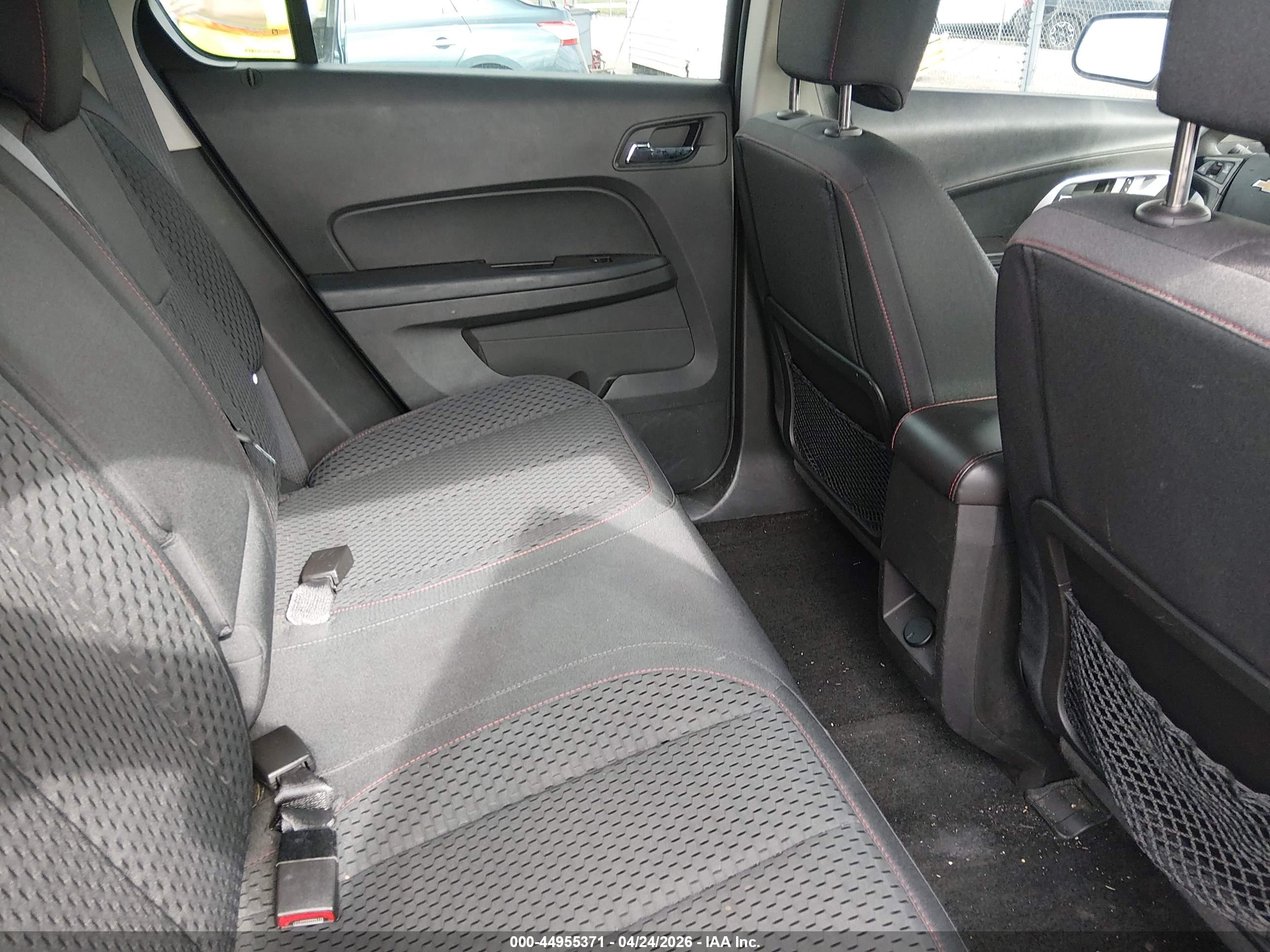 CHEVROLET EQUINOX image 8