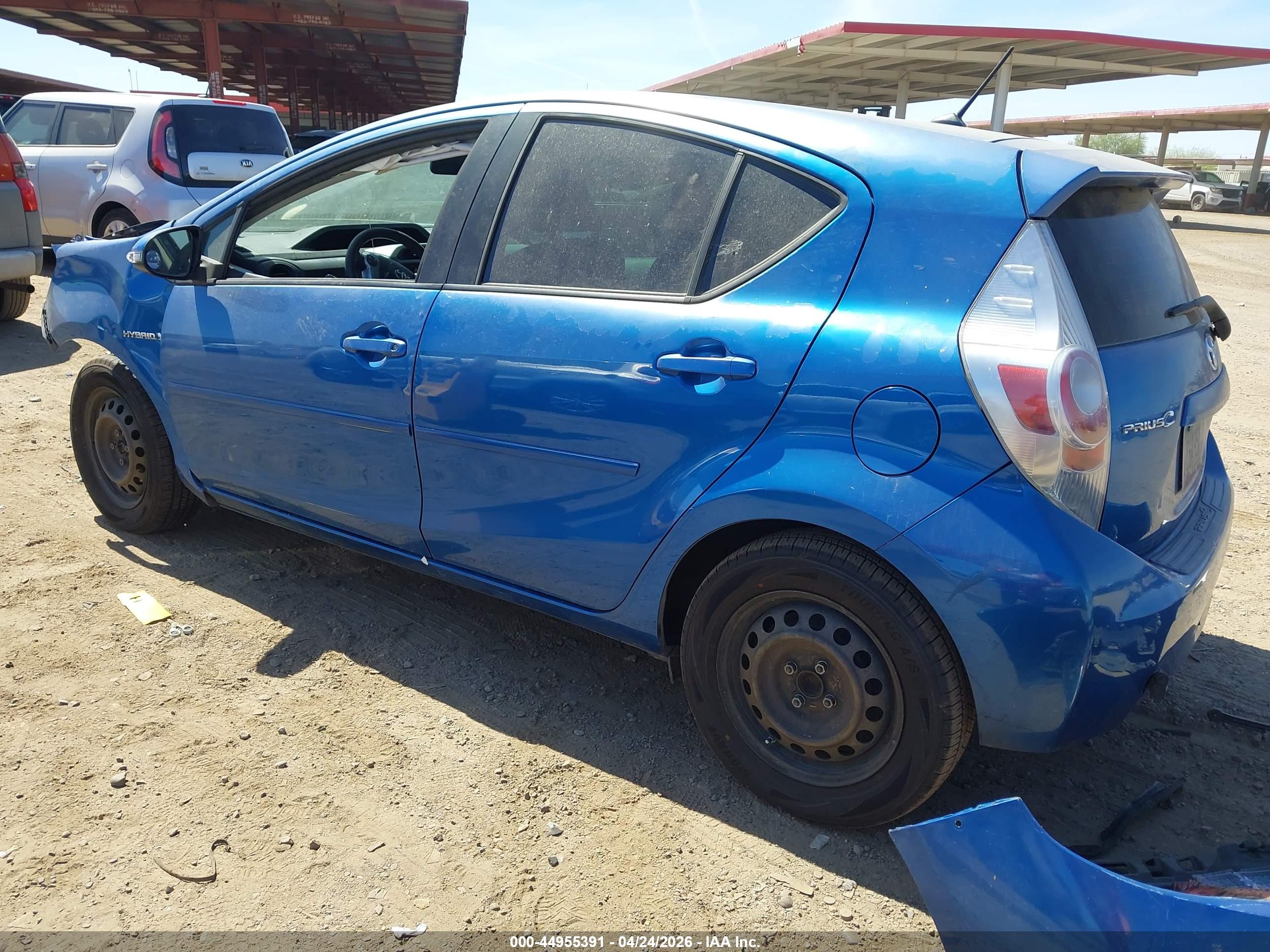 TOYOTA PRIUS image 3