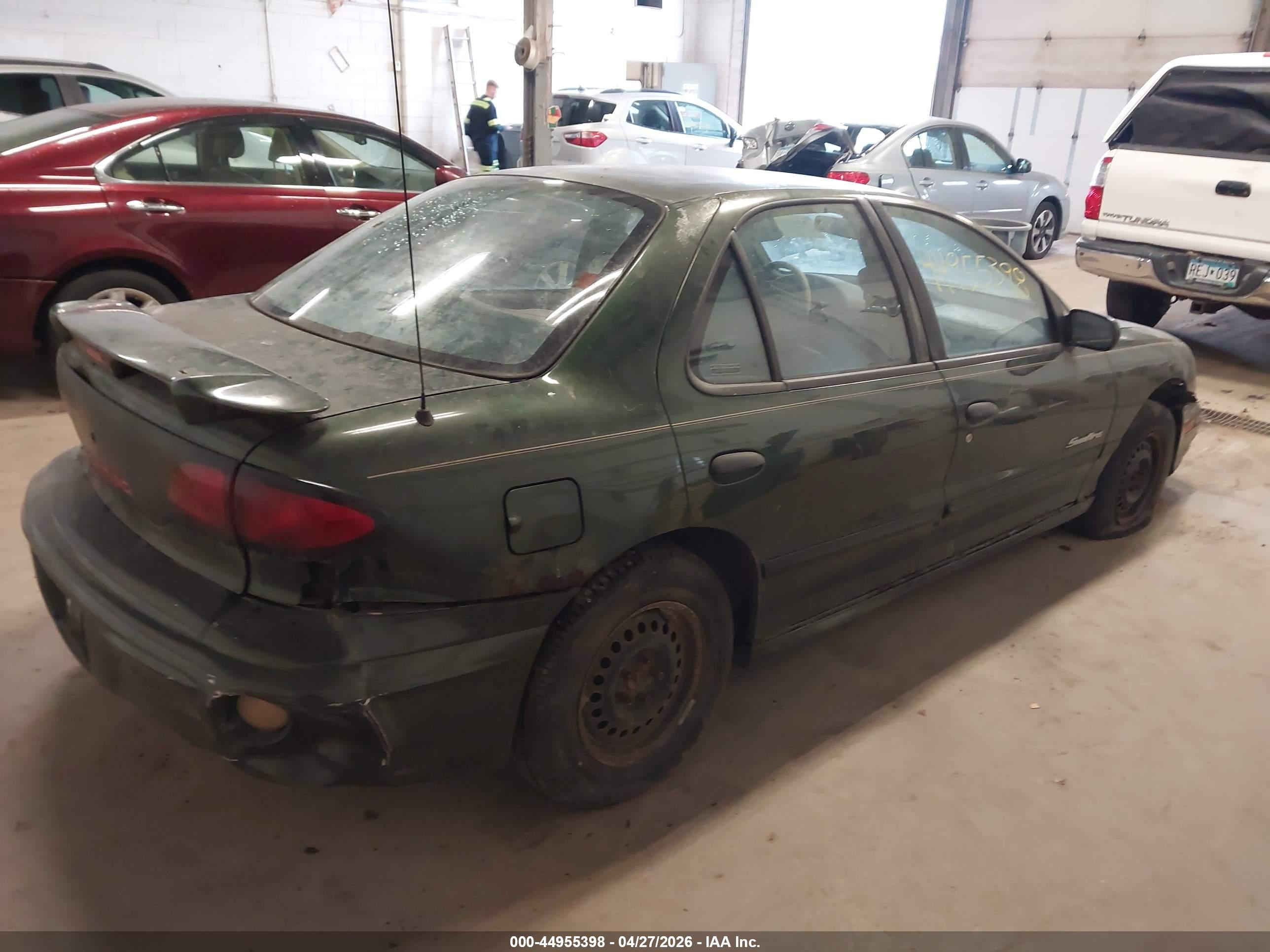 PONTIAC SUNFIRE image 4