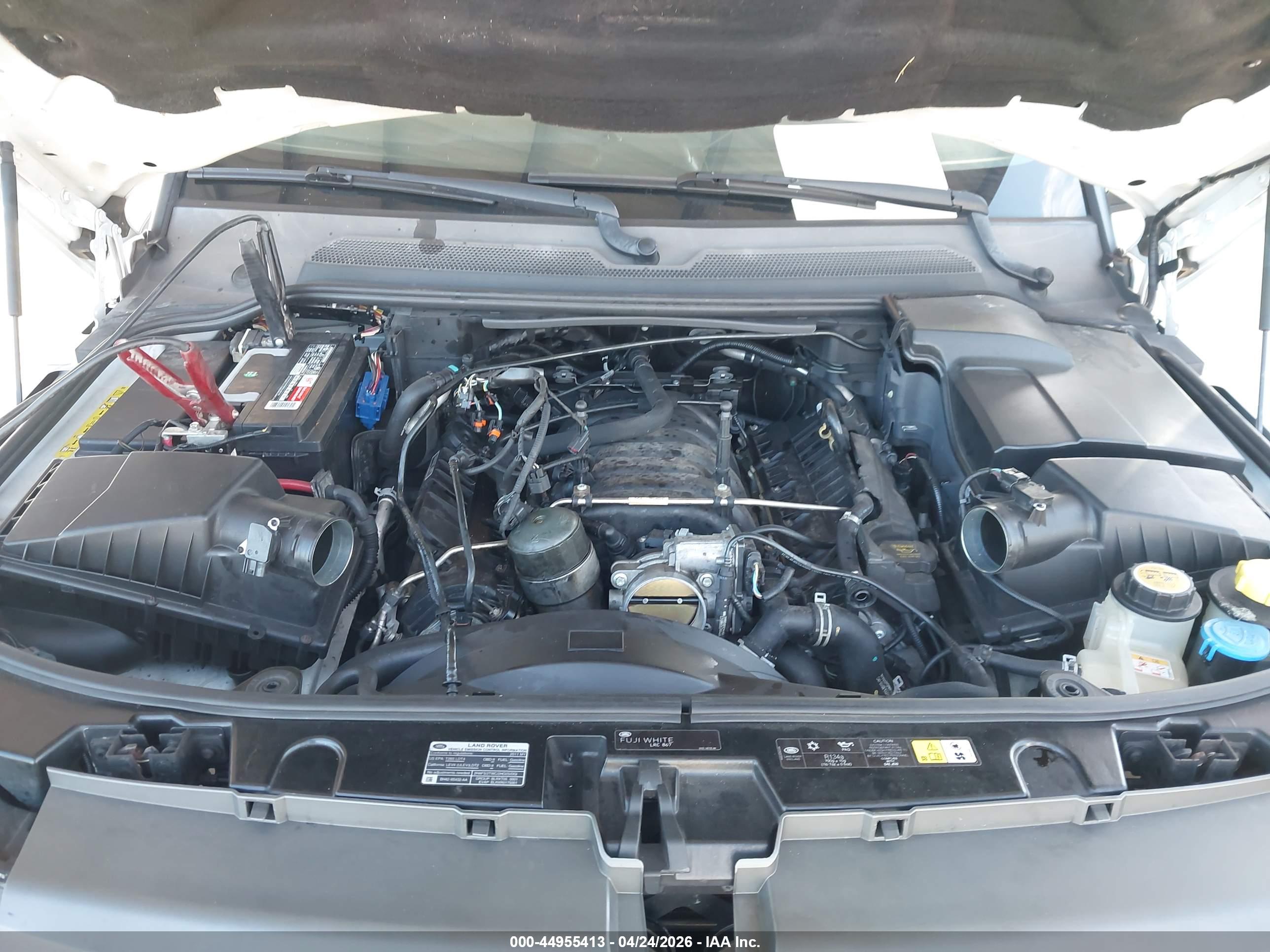 LAND ROVER image 10