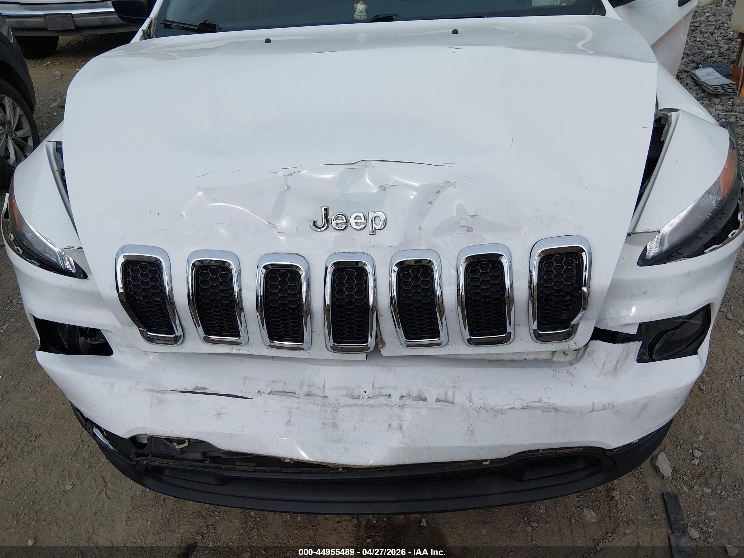 JEEP CHEROKEE image 6