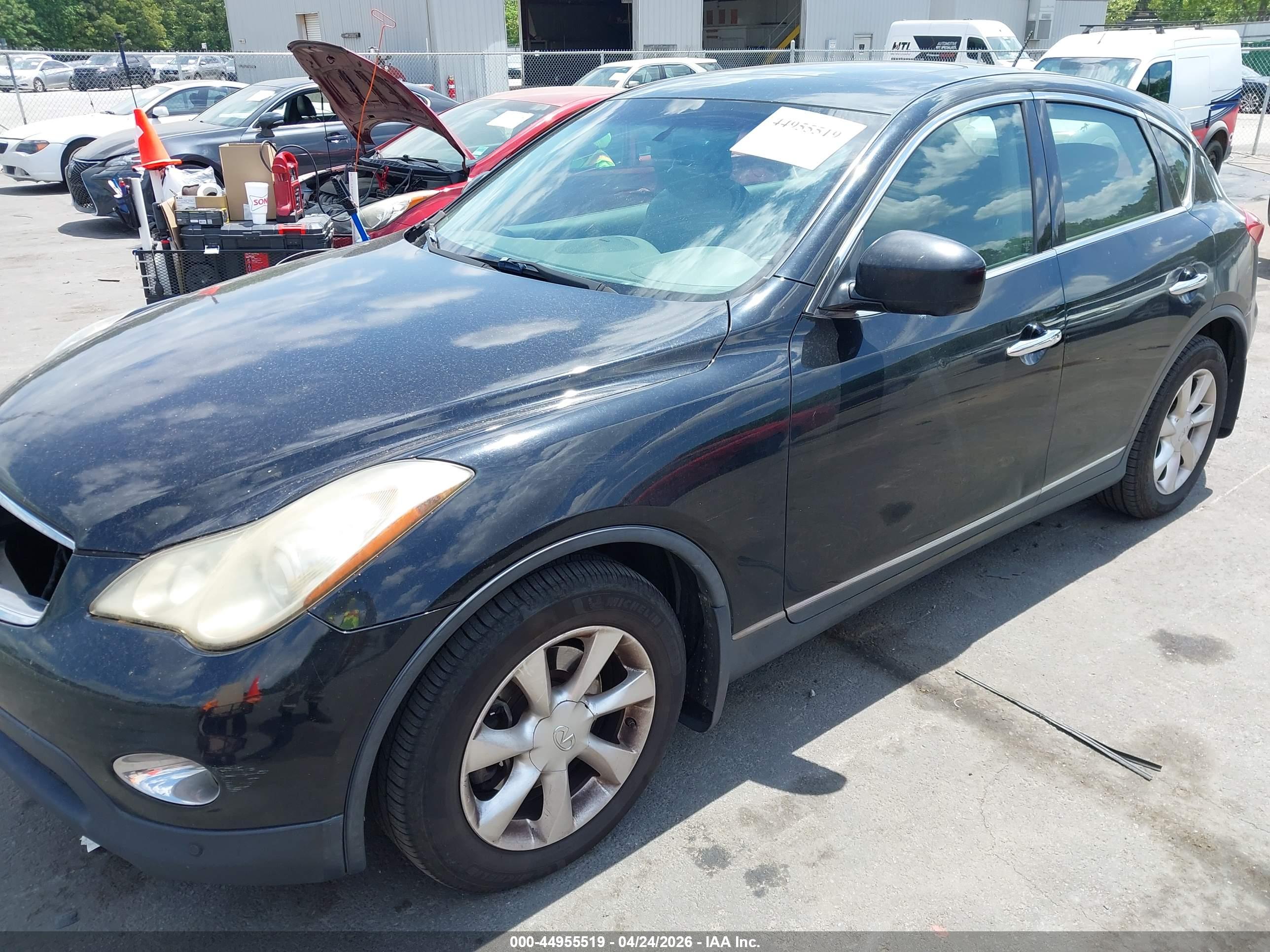 INFINITI EX35 image 2