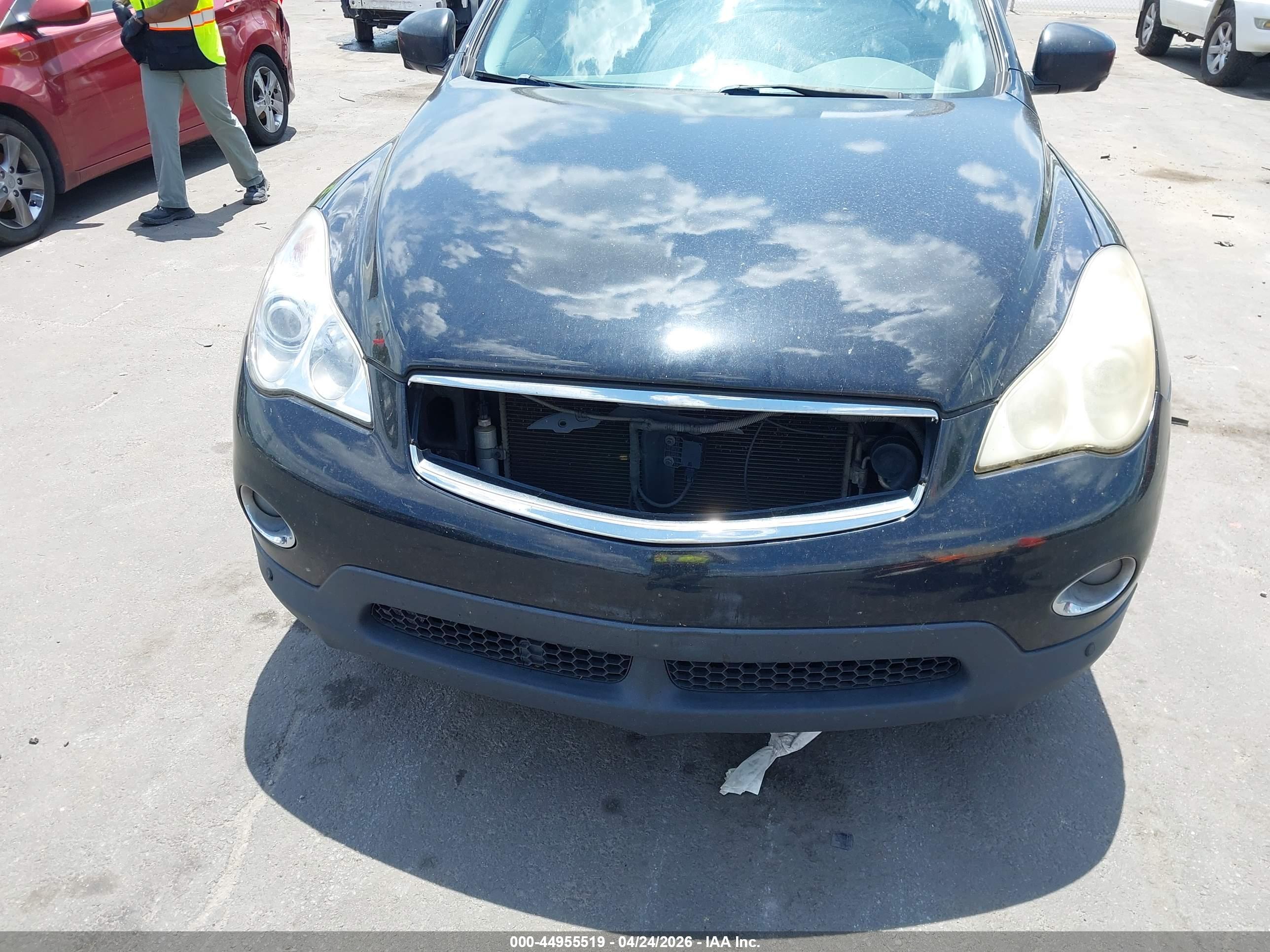 INFINITI EX35 image 6