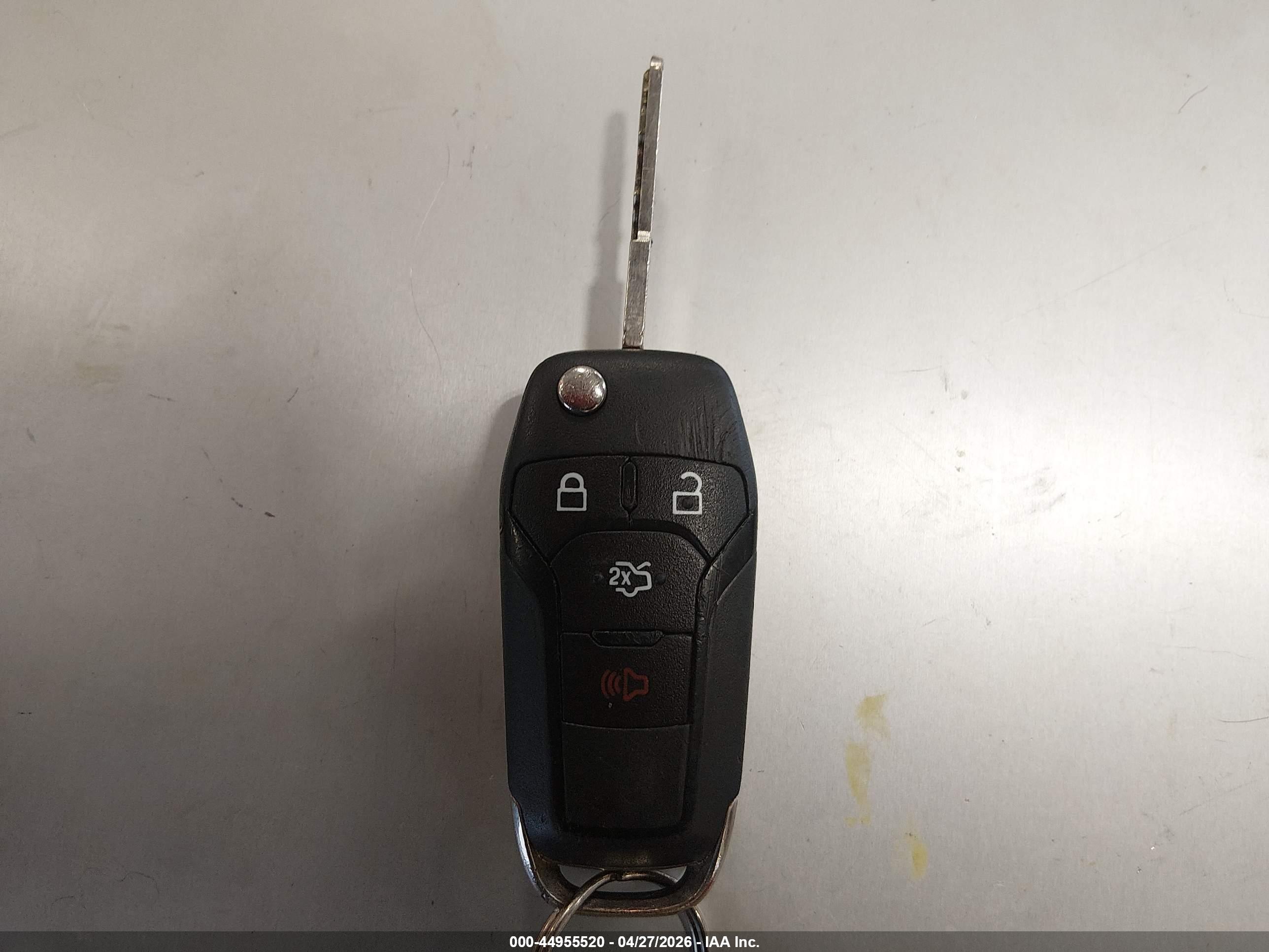 FORD FUSION image 11