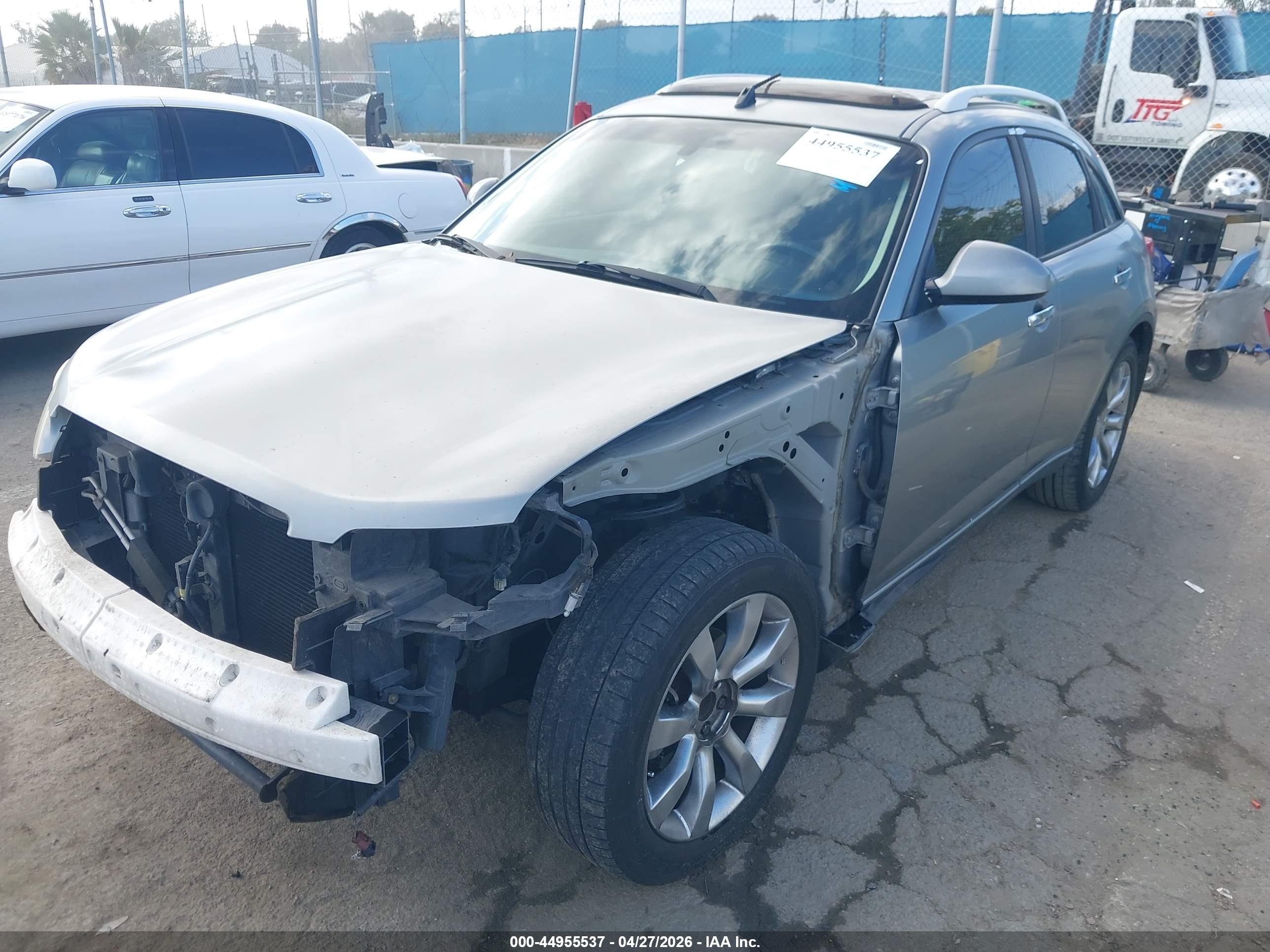 INFINITI FX35 image 2