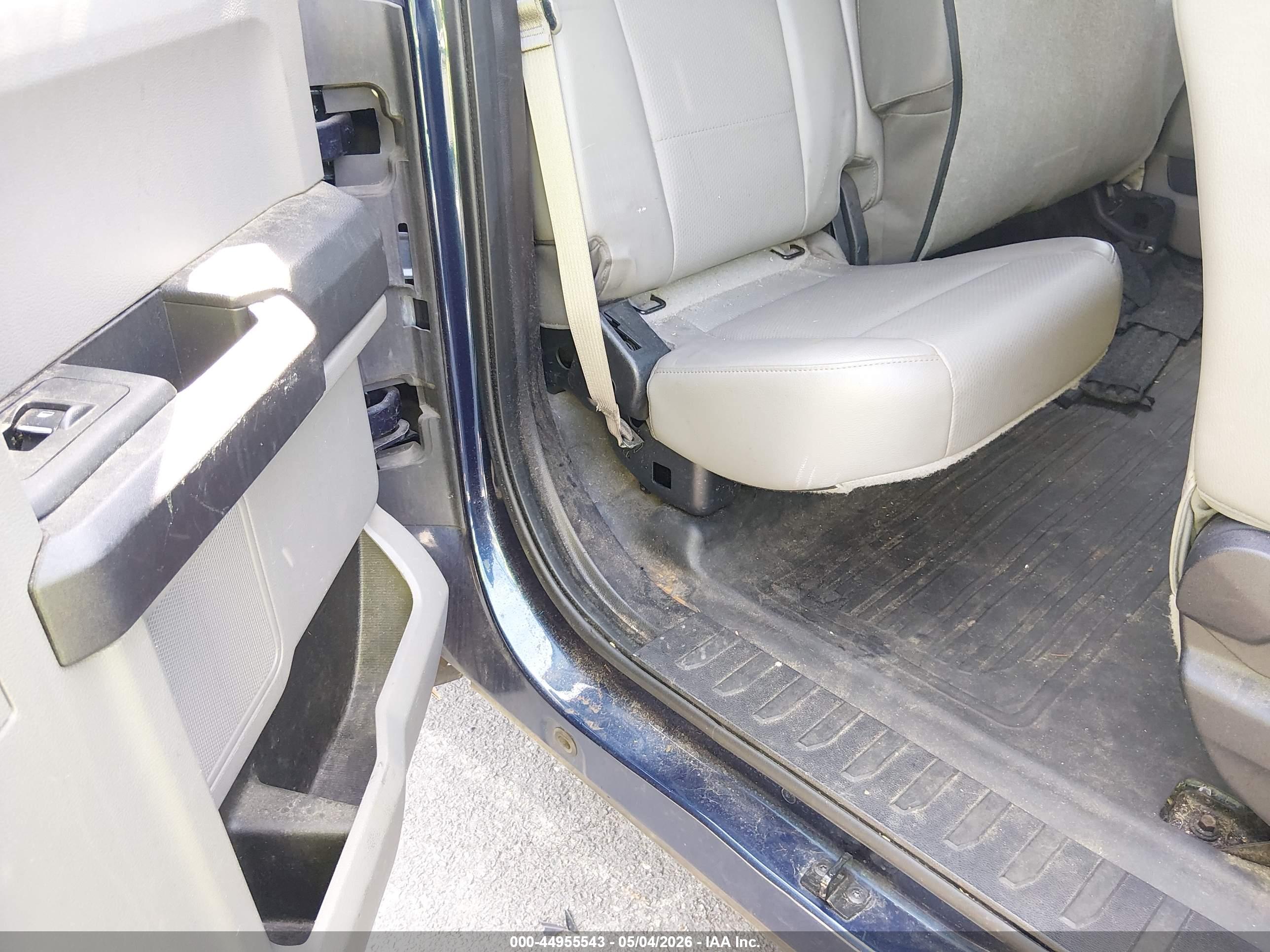 FORD F-150 image 8