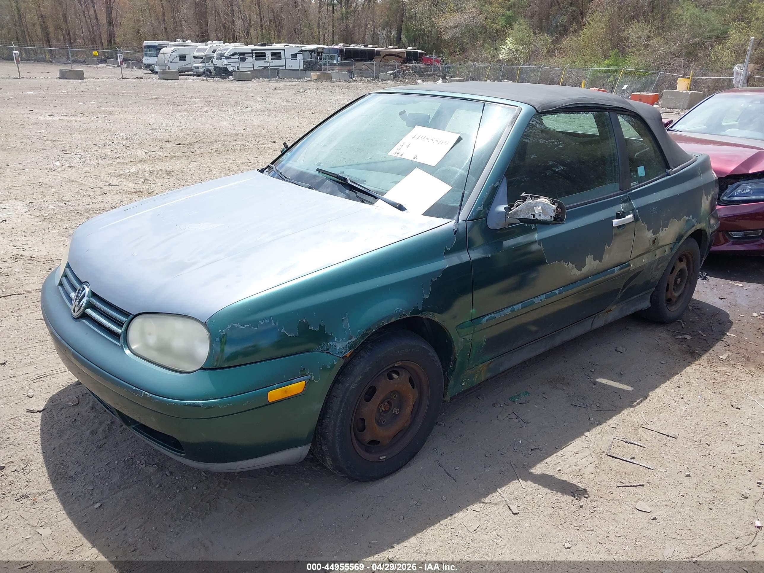 VOLKSWAGEN CABRIO image 2