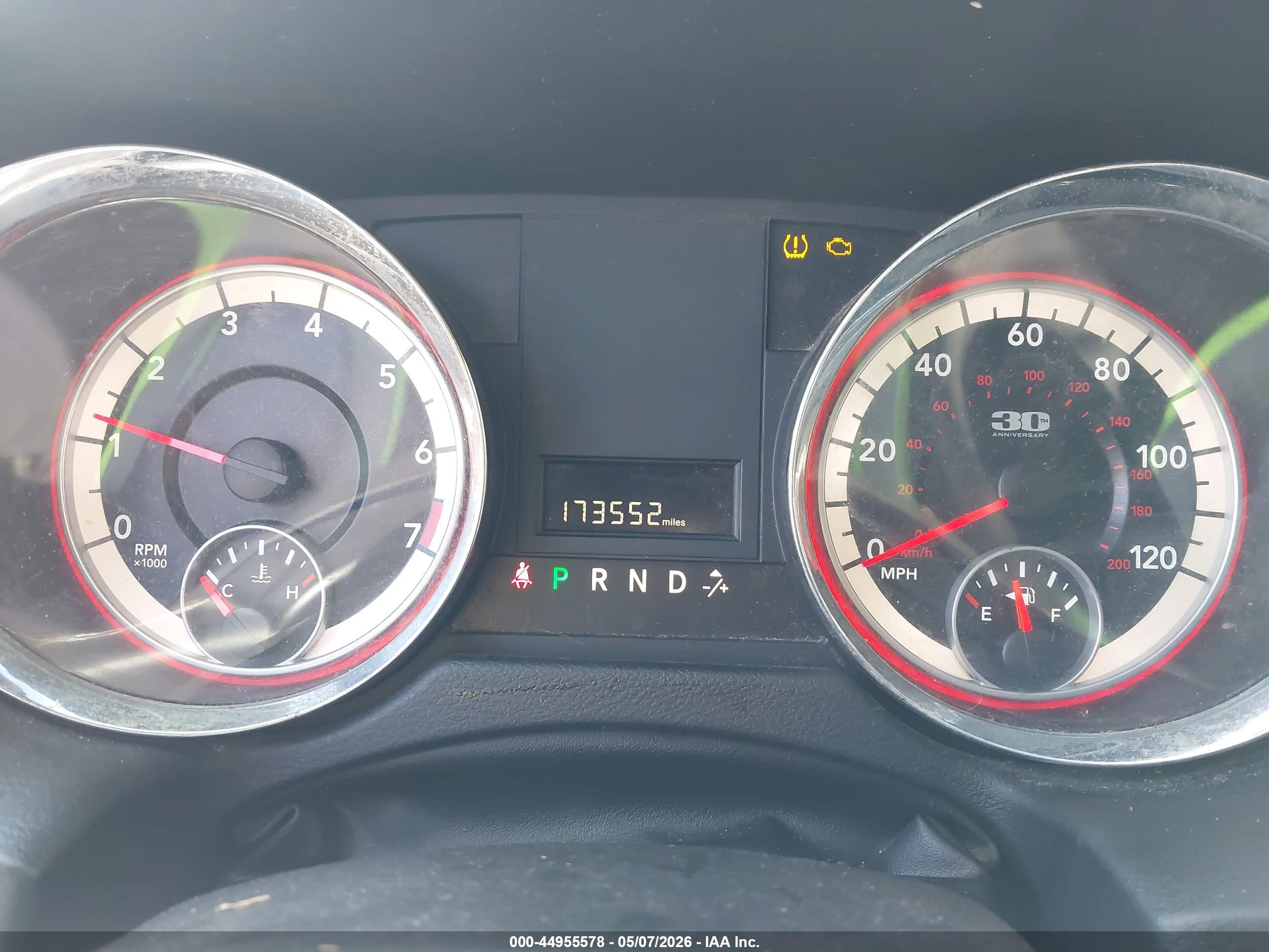 DODGE GRAND image 7