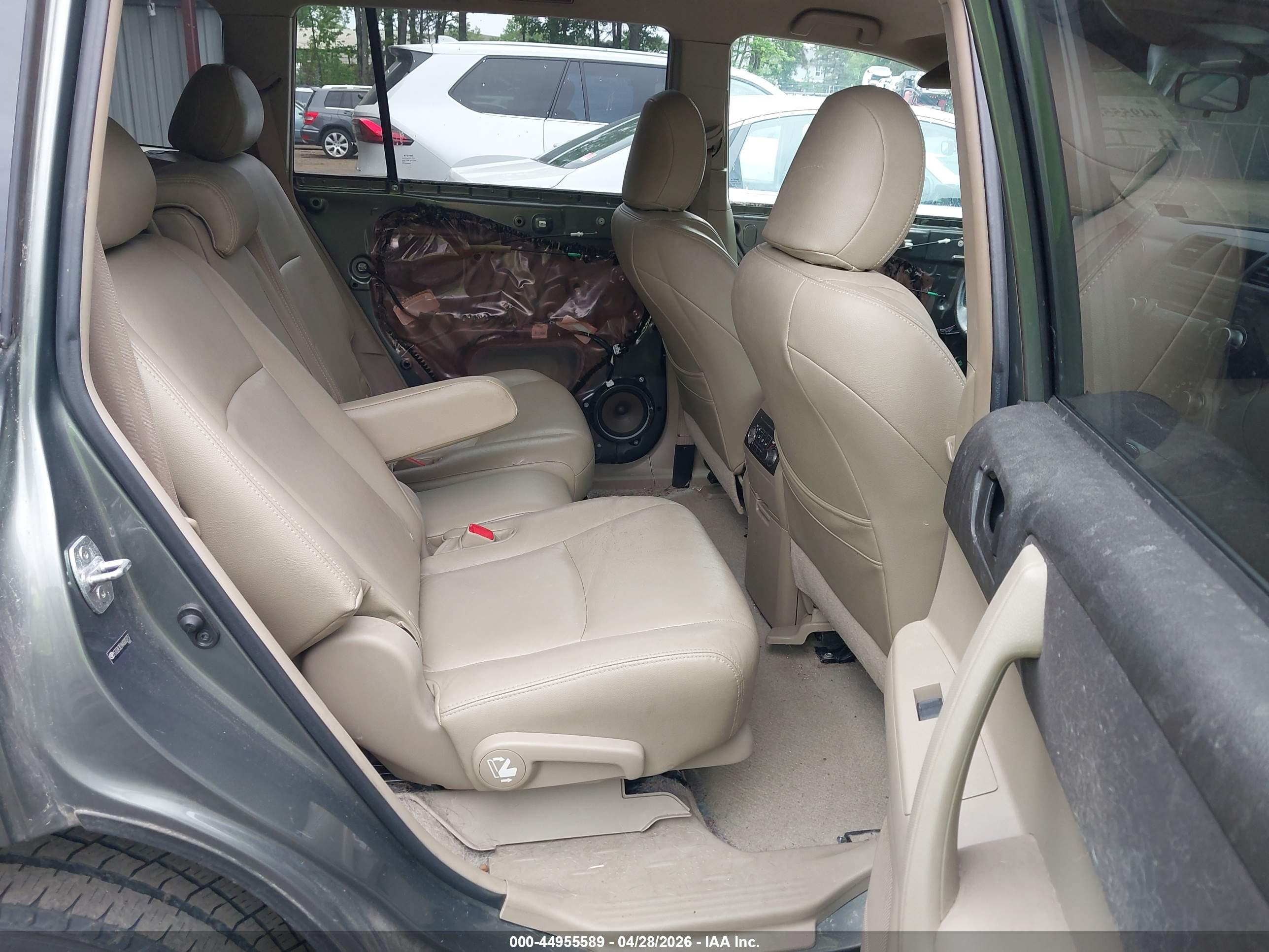 TOYOTA HIGHLANDER image 8