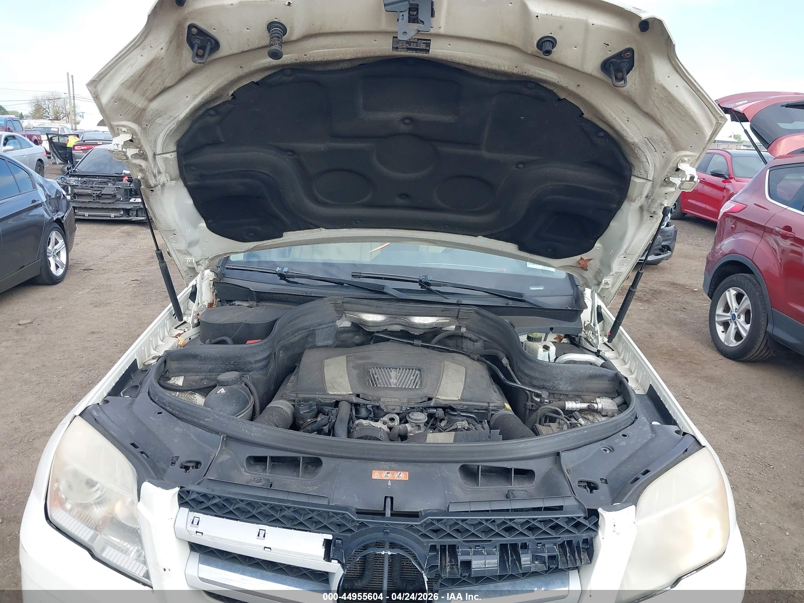 MERCEDES-BENZ GLK image 10