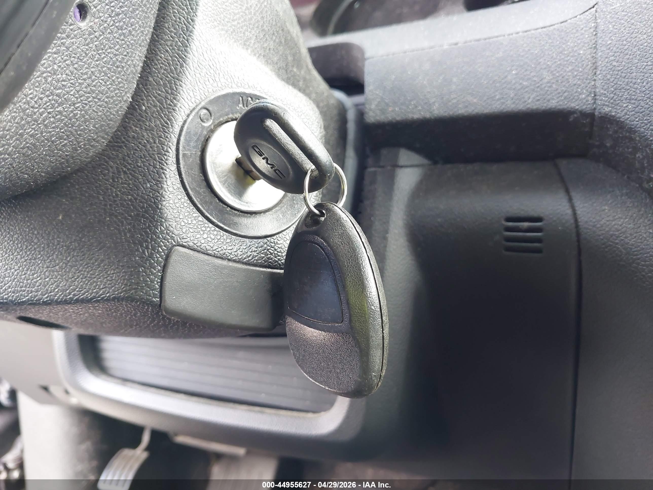 GMC ACADIA image 11