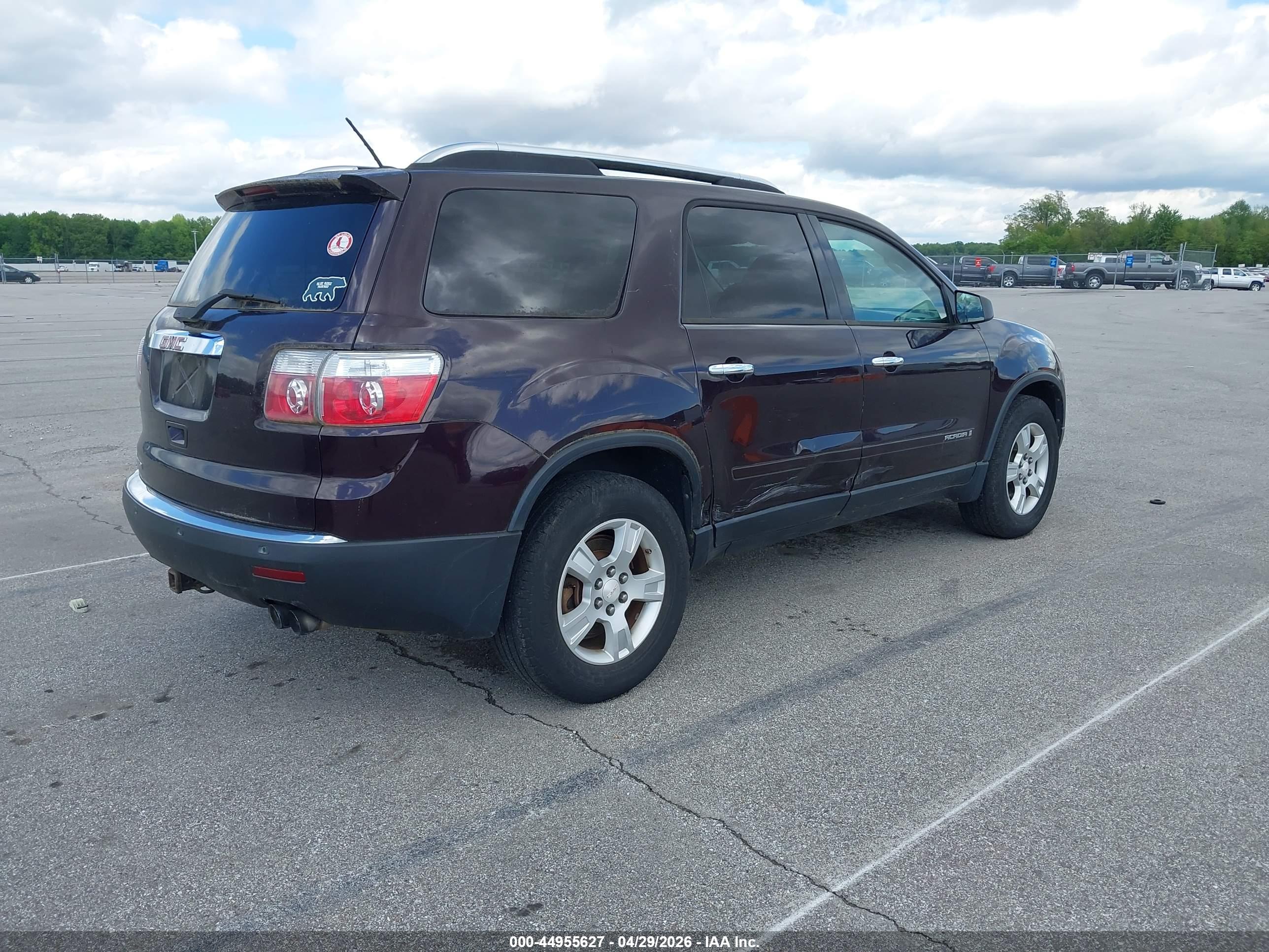 GMC ACADIA image 4