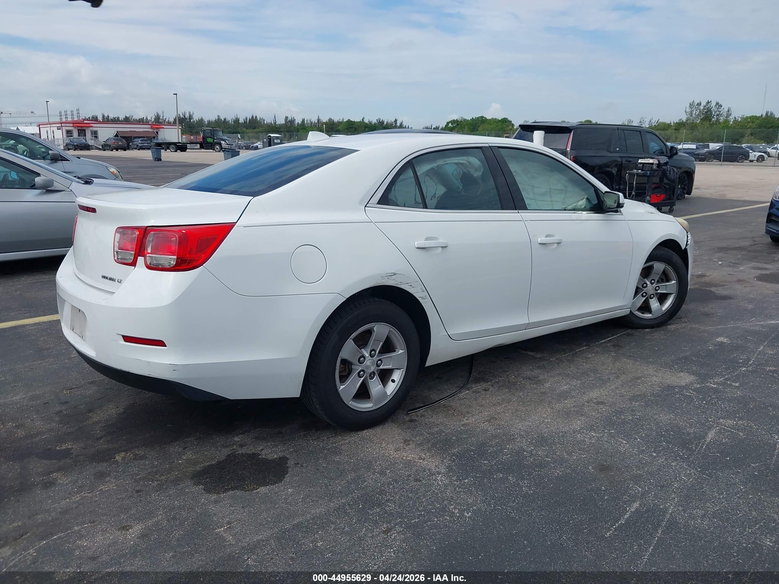 CHEVROLET MALIBU image 4