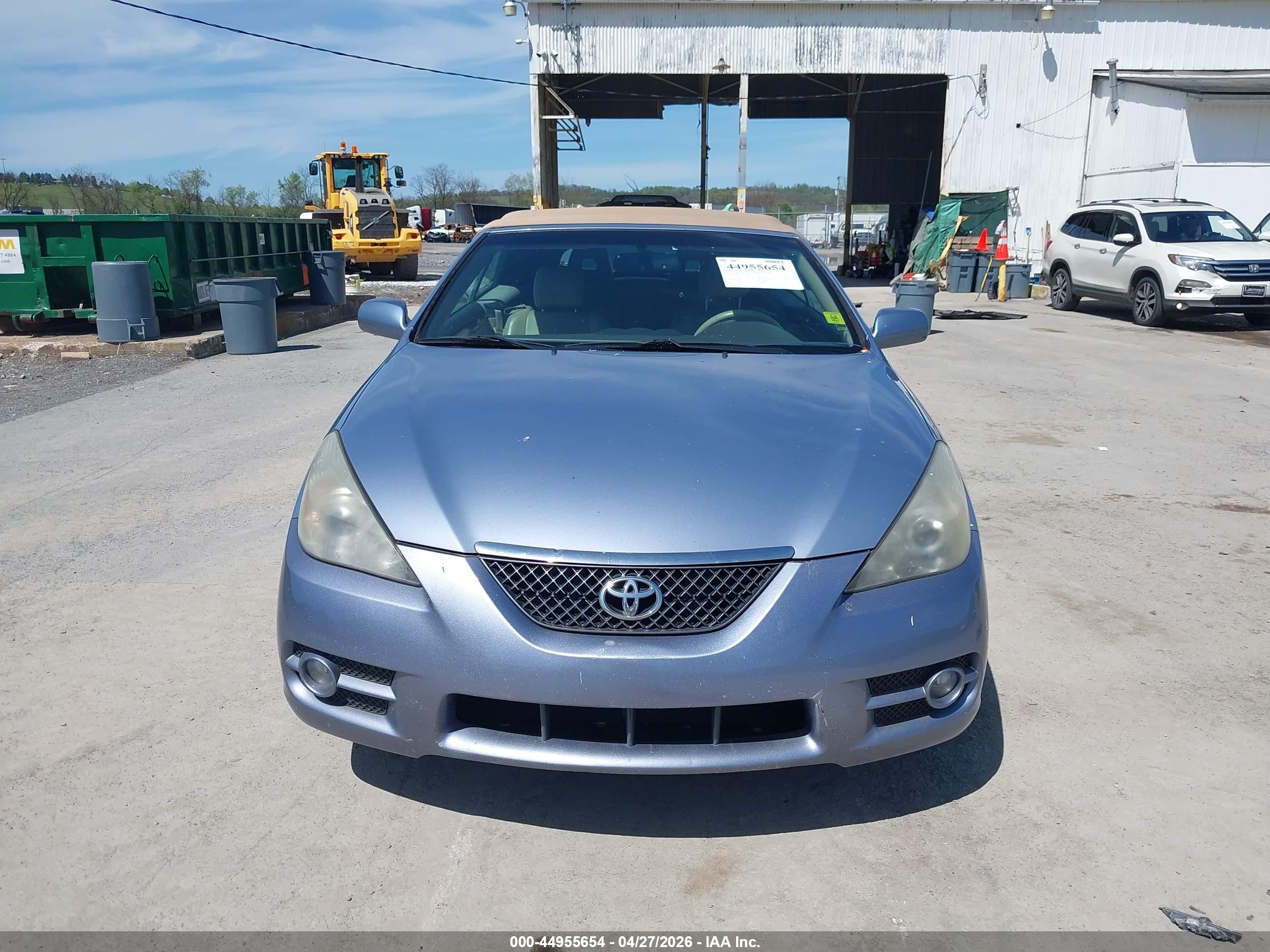 TOYOTA CAMRY image 6