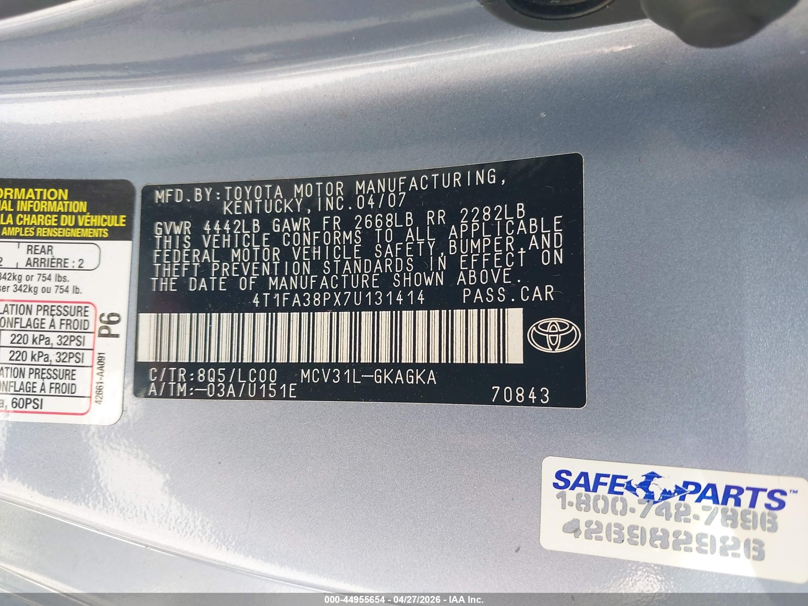 TOYOTA CAMRY image 9