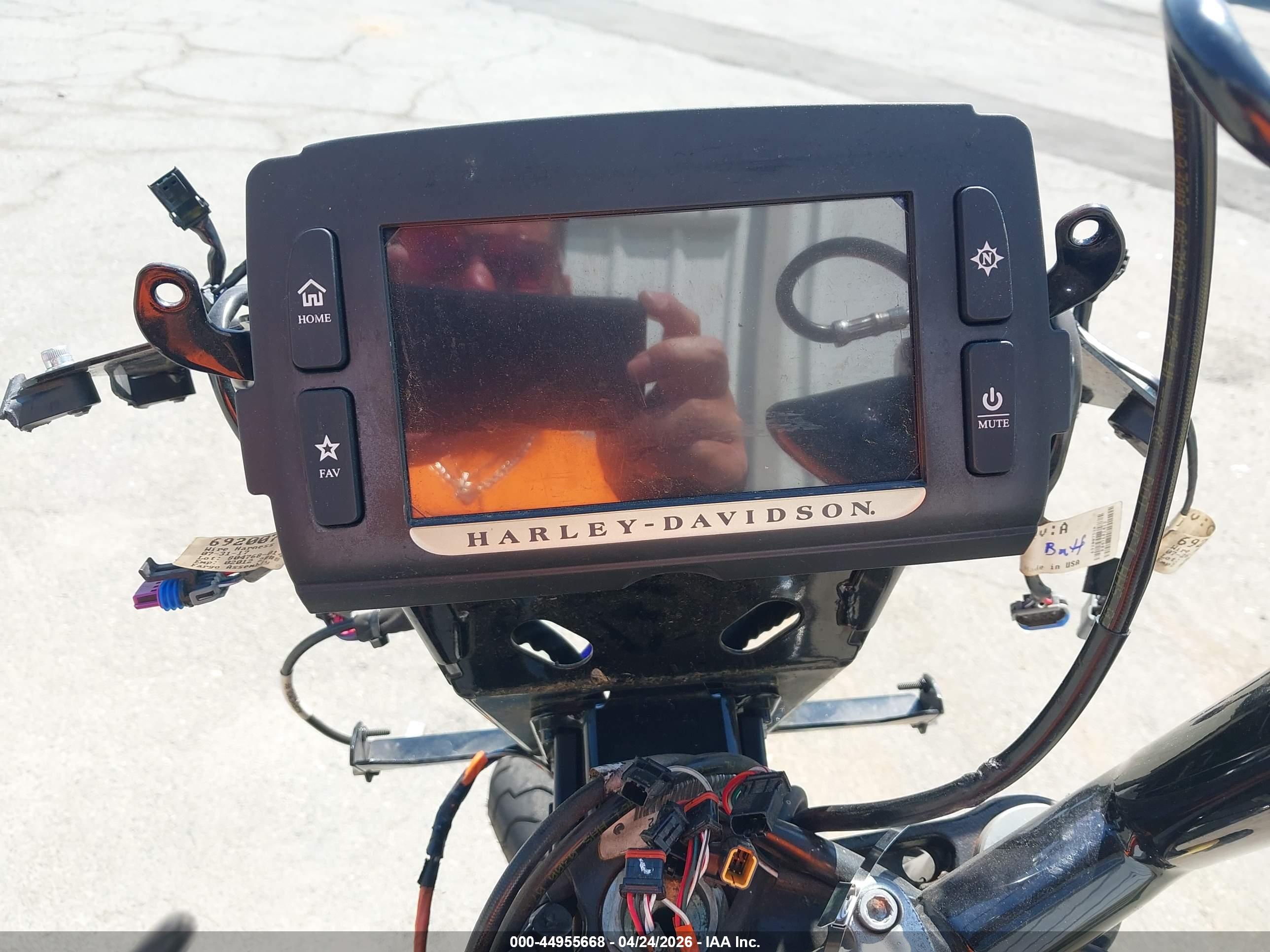 HARLEY-DAVIDSON FLTRXS image 7
