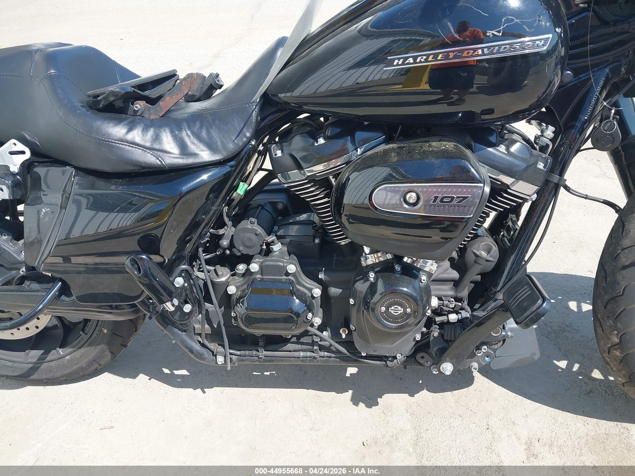 HARLEY-DAVIDSON FLTRXS image 8