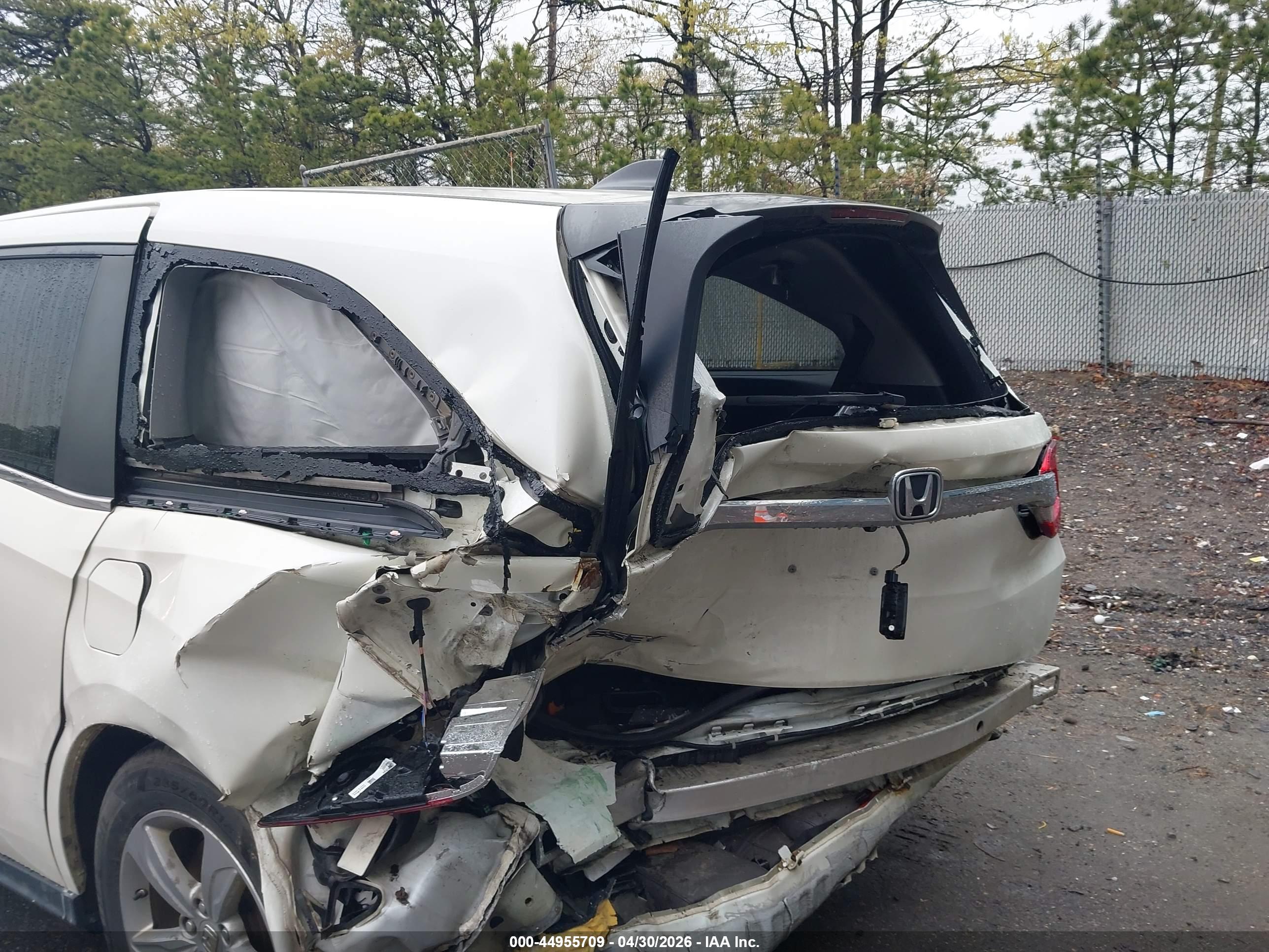 HONDA ODYSSEY image 6