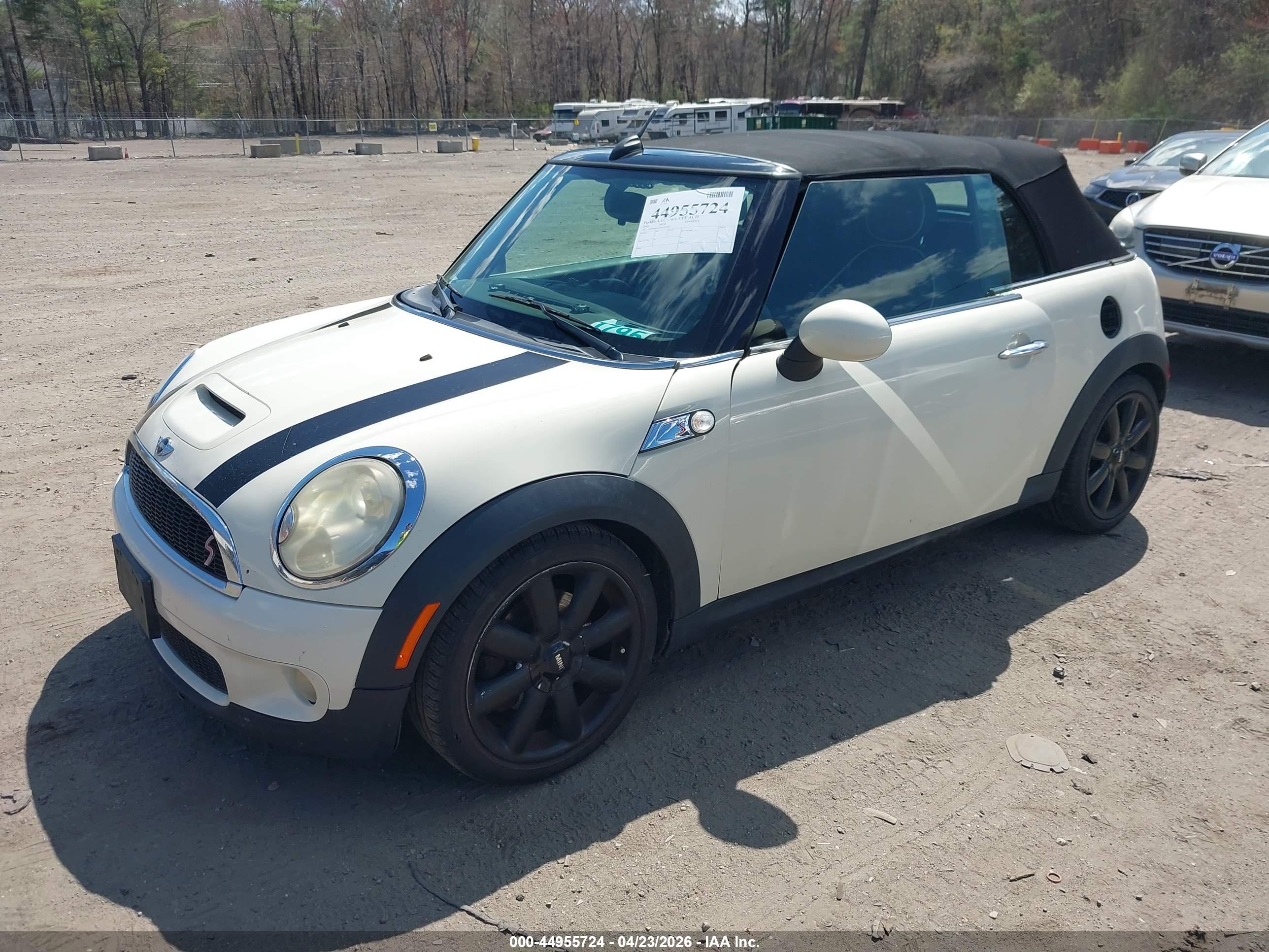 MINI COOPER image 2