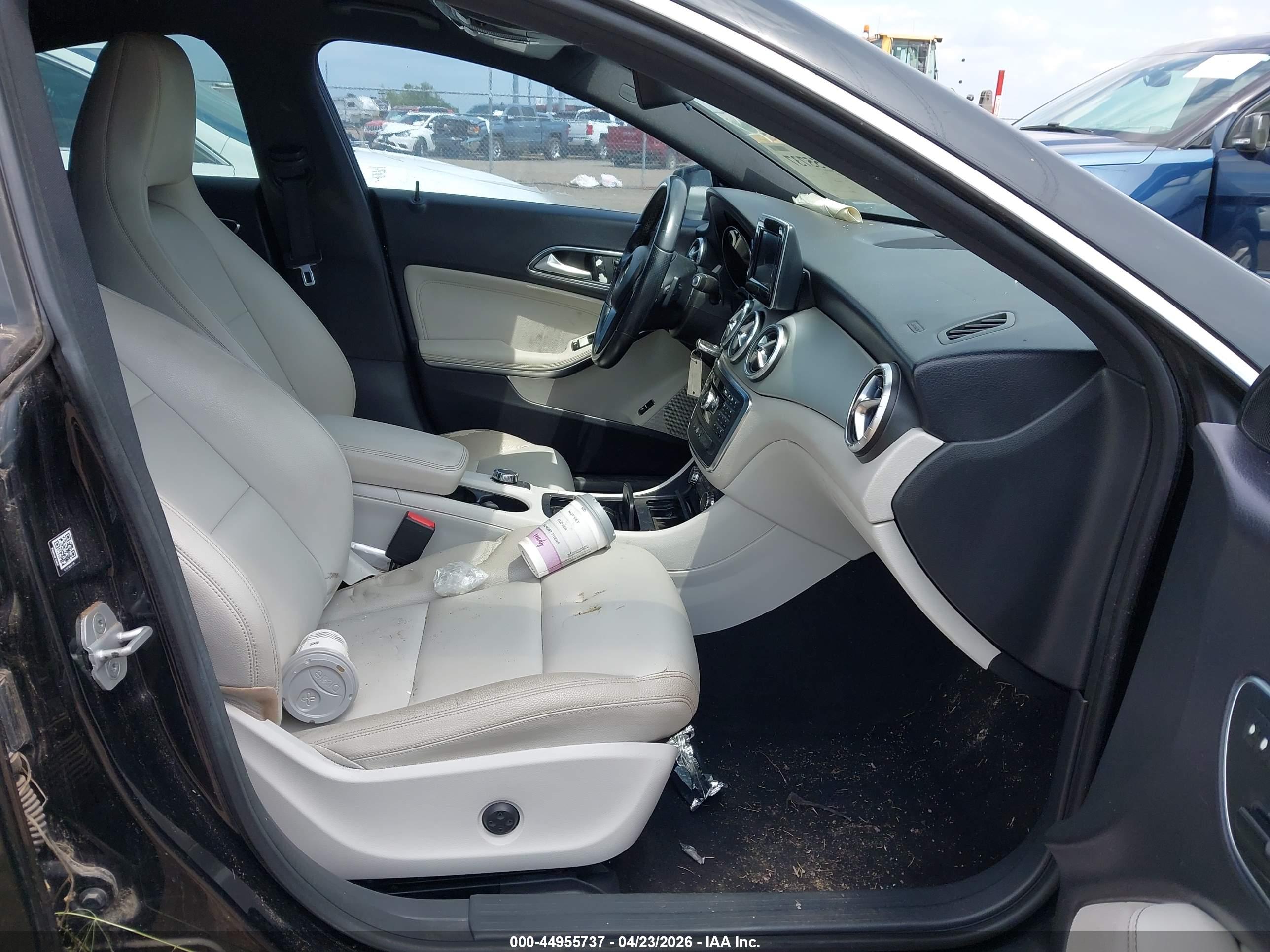 MERCEDES-BENZ CLA image 5
