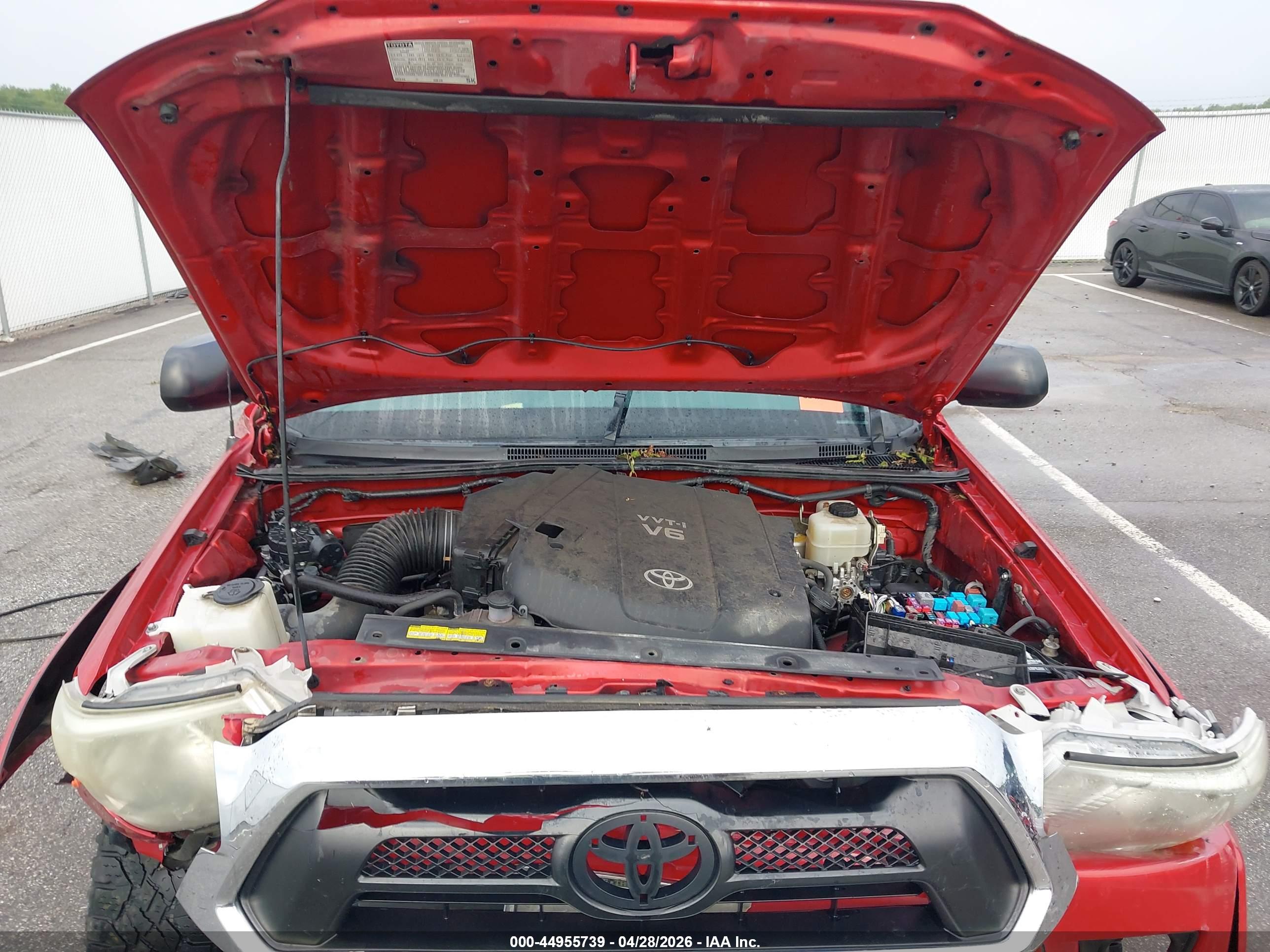 TOYOTA TACOMA image 10