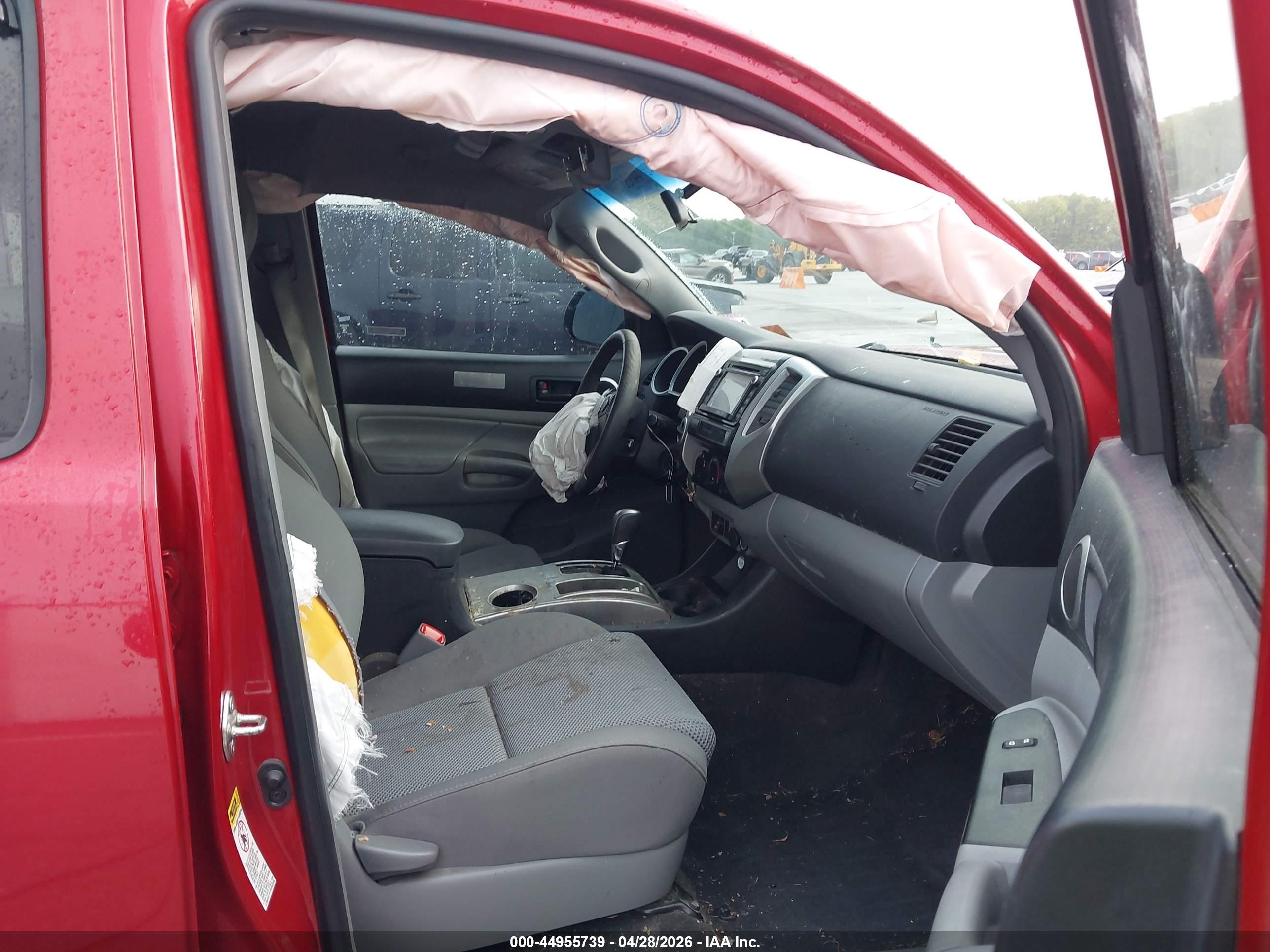 TOYOTA TACOMA image 5