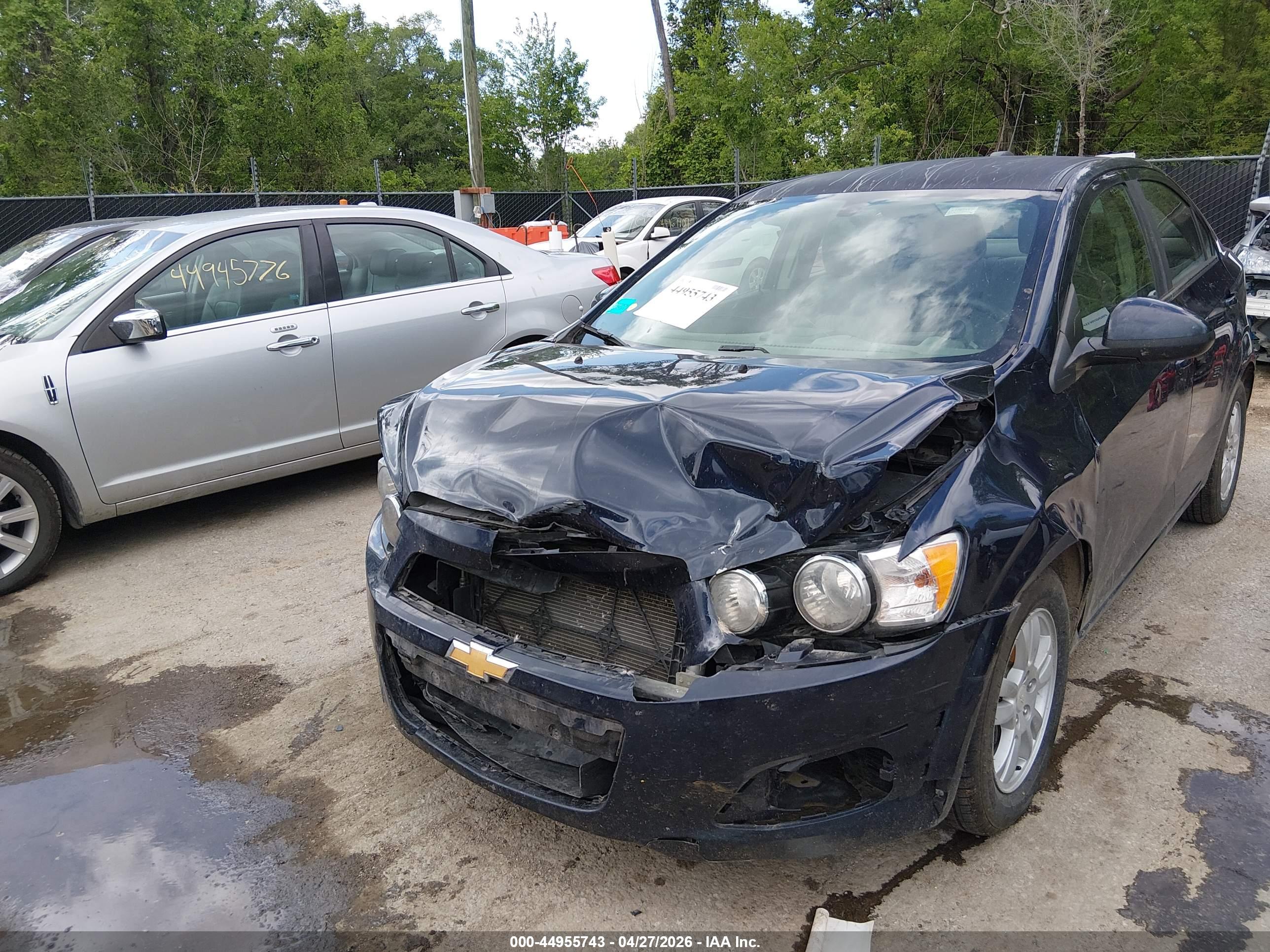 CHEVROLET SONIC image 6