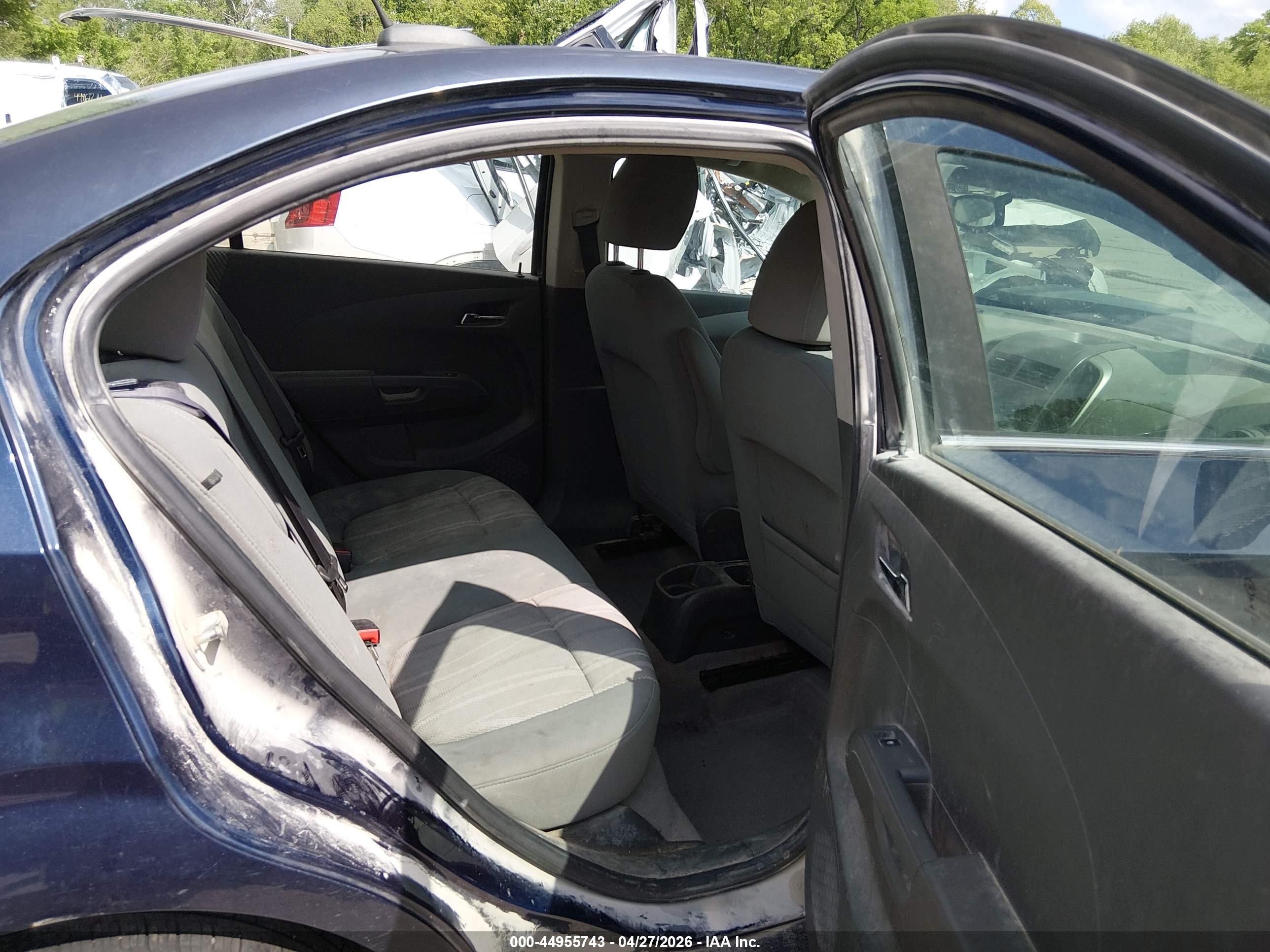 CHEVROLET SONIC image 8